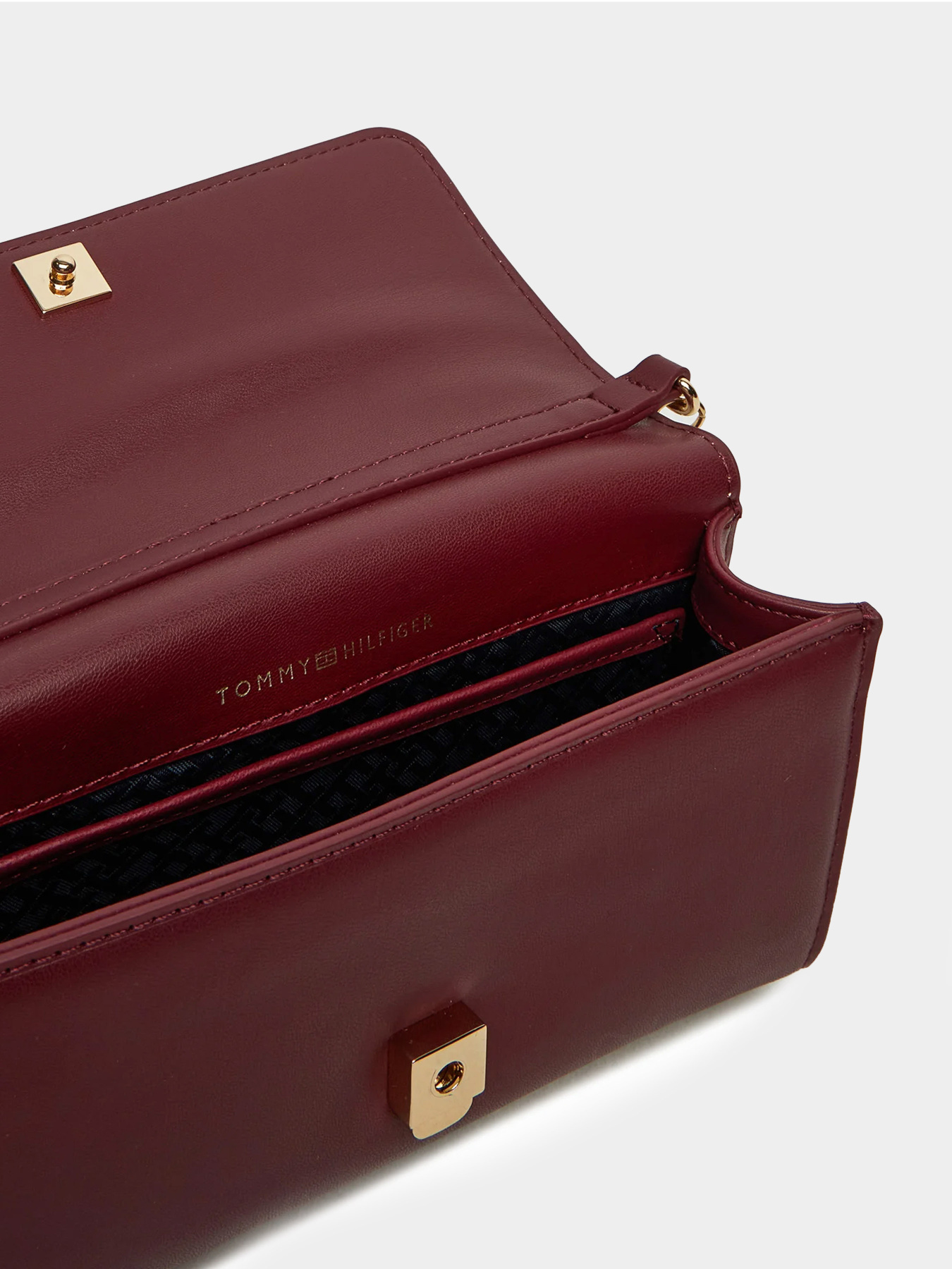 Сумки Tommy Hilfiger модель AW0AW16891-V18 Фото