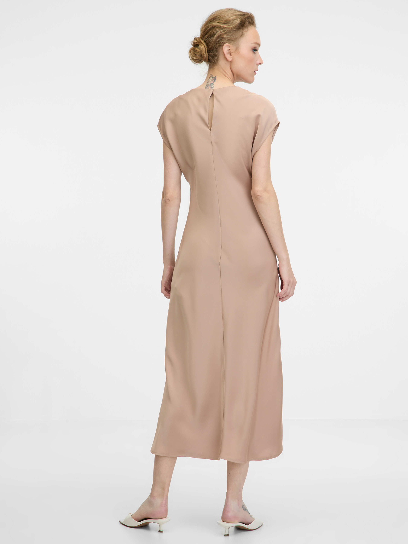 Платье миди Orsay модель 1000961-X16-1318 Фото