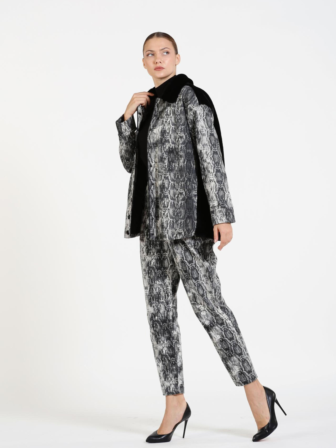 Штани повсякденні Sassofono модель A241-SF-434011 Фото