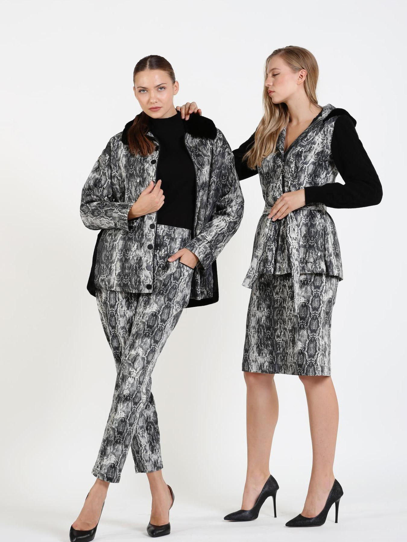 Штани повсякденні Sassofono модель A241-SF-434011 Фото