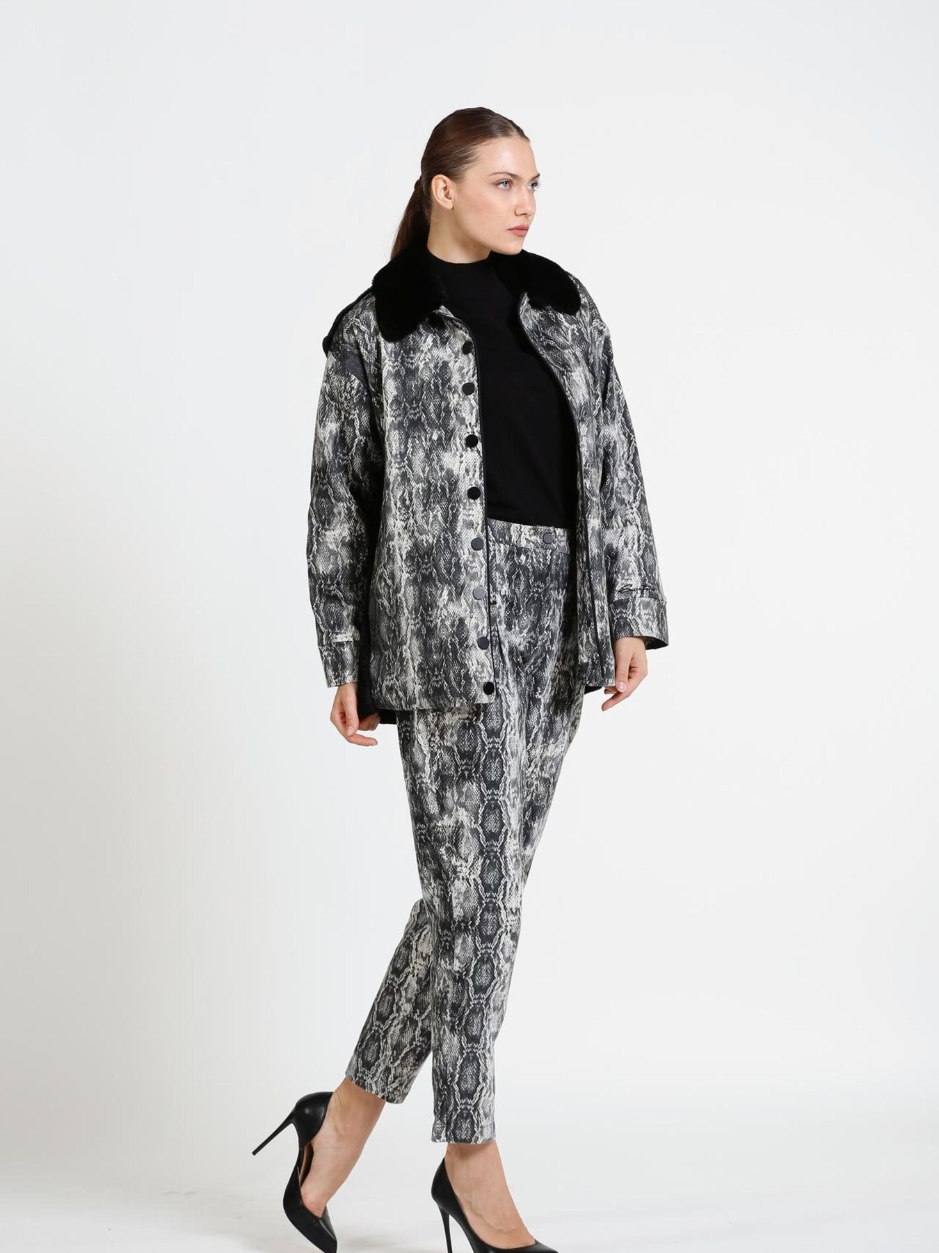 Куртка-сорочка Sassofono модель A241-SF-434232 Фото