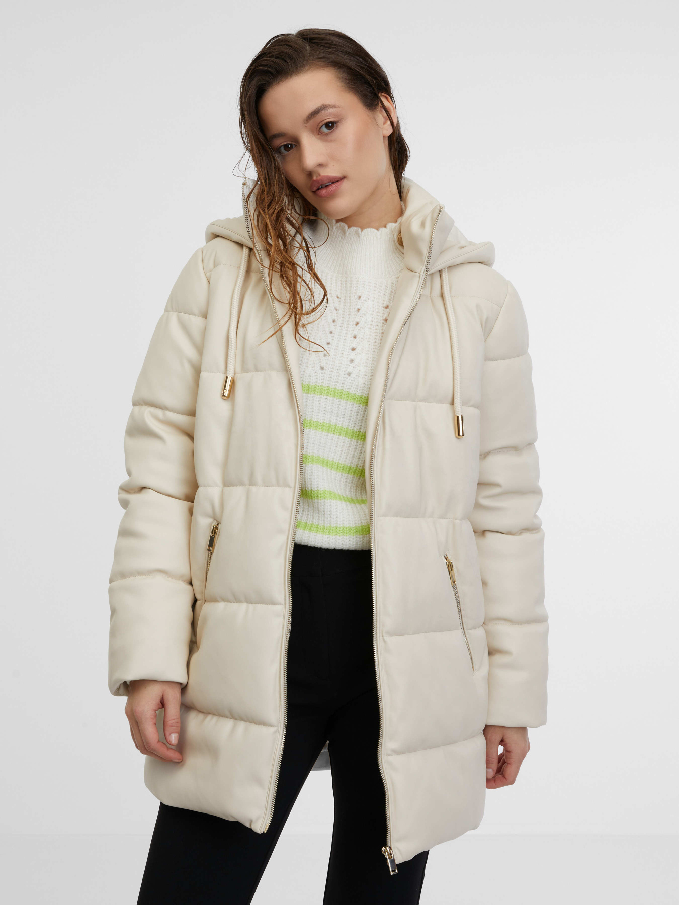 Куртки и дубленки Orsay модель 0810080-037000 Фото