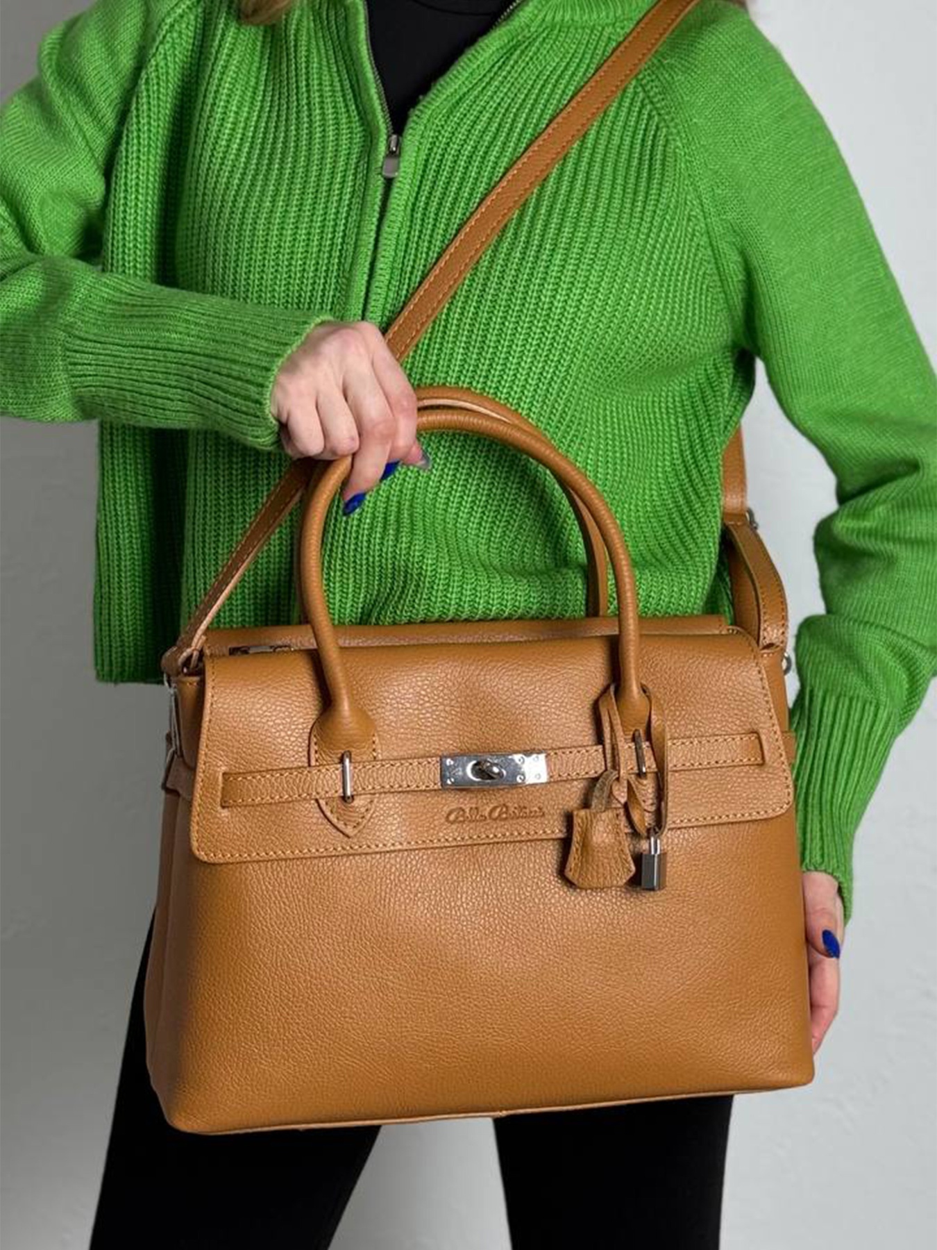 Сумка Bella Bertucci модель 5419-45-32 Фото