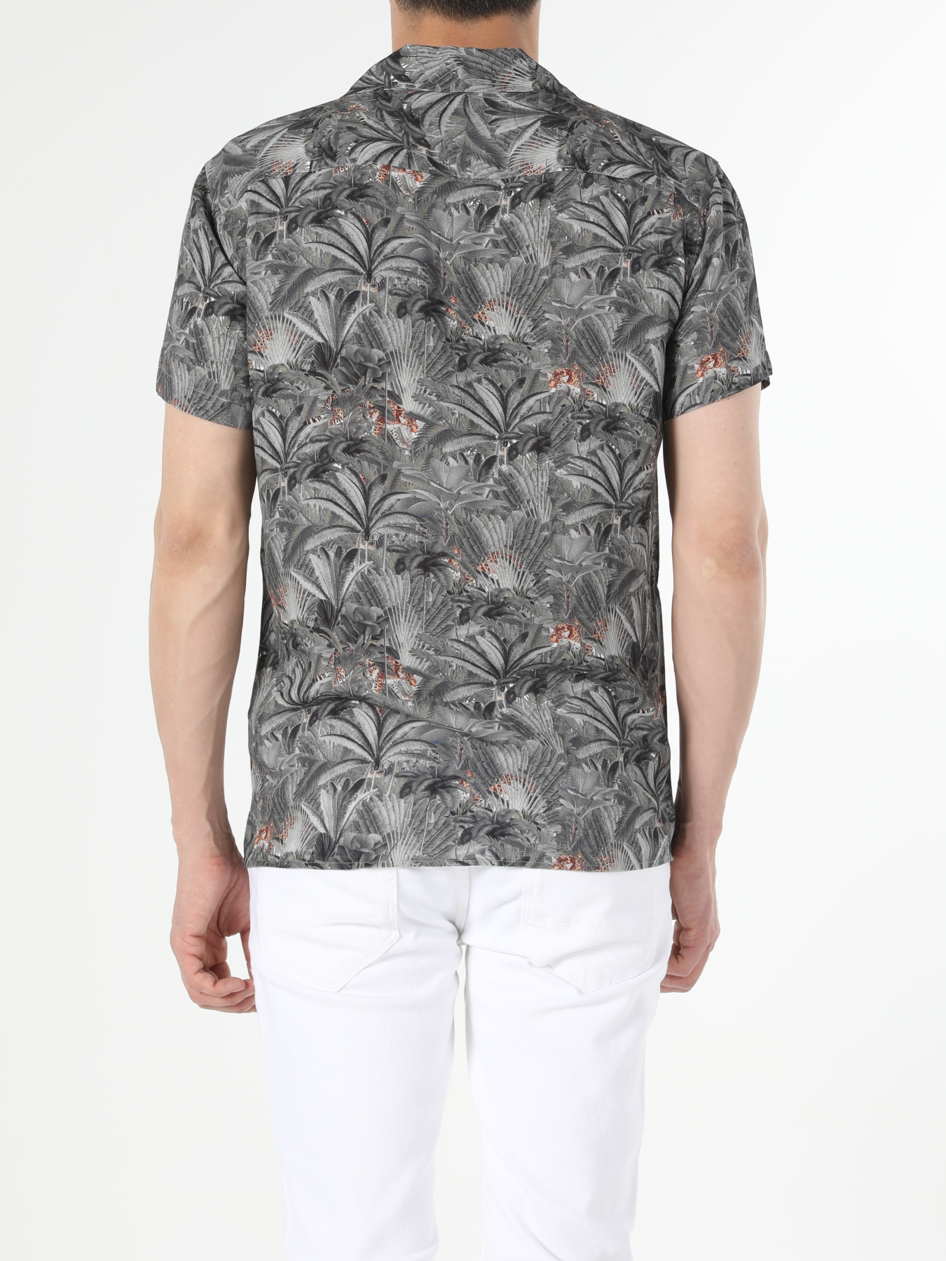 Рубашки Colin’s модель CL1048511_Q1.V1_KHA Фото