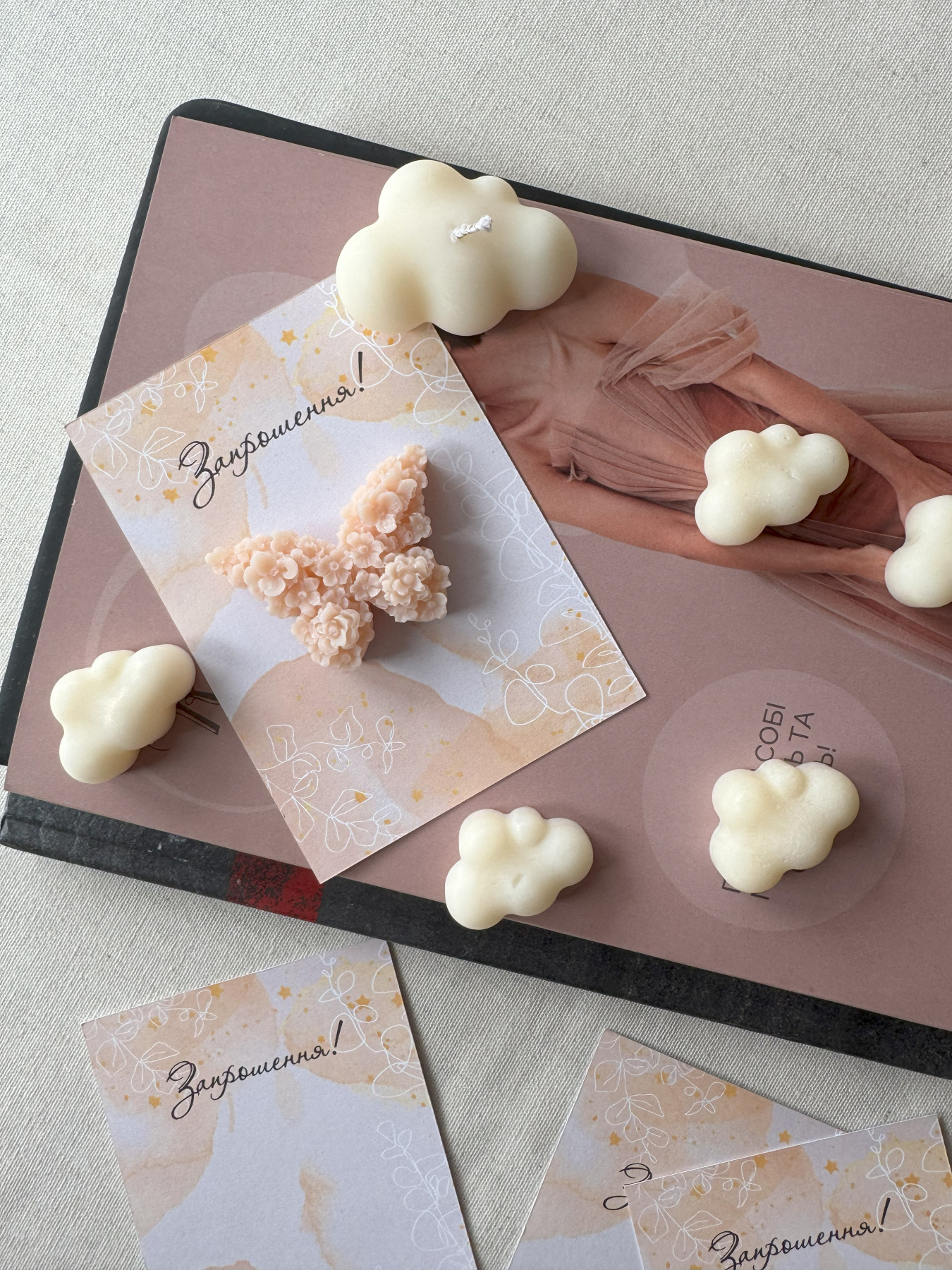 Праздничное приглашение из аромасаше "Бабочка на открытке" Candle Design модель 220.0014 Фото