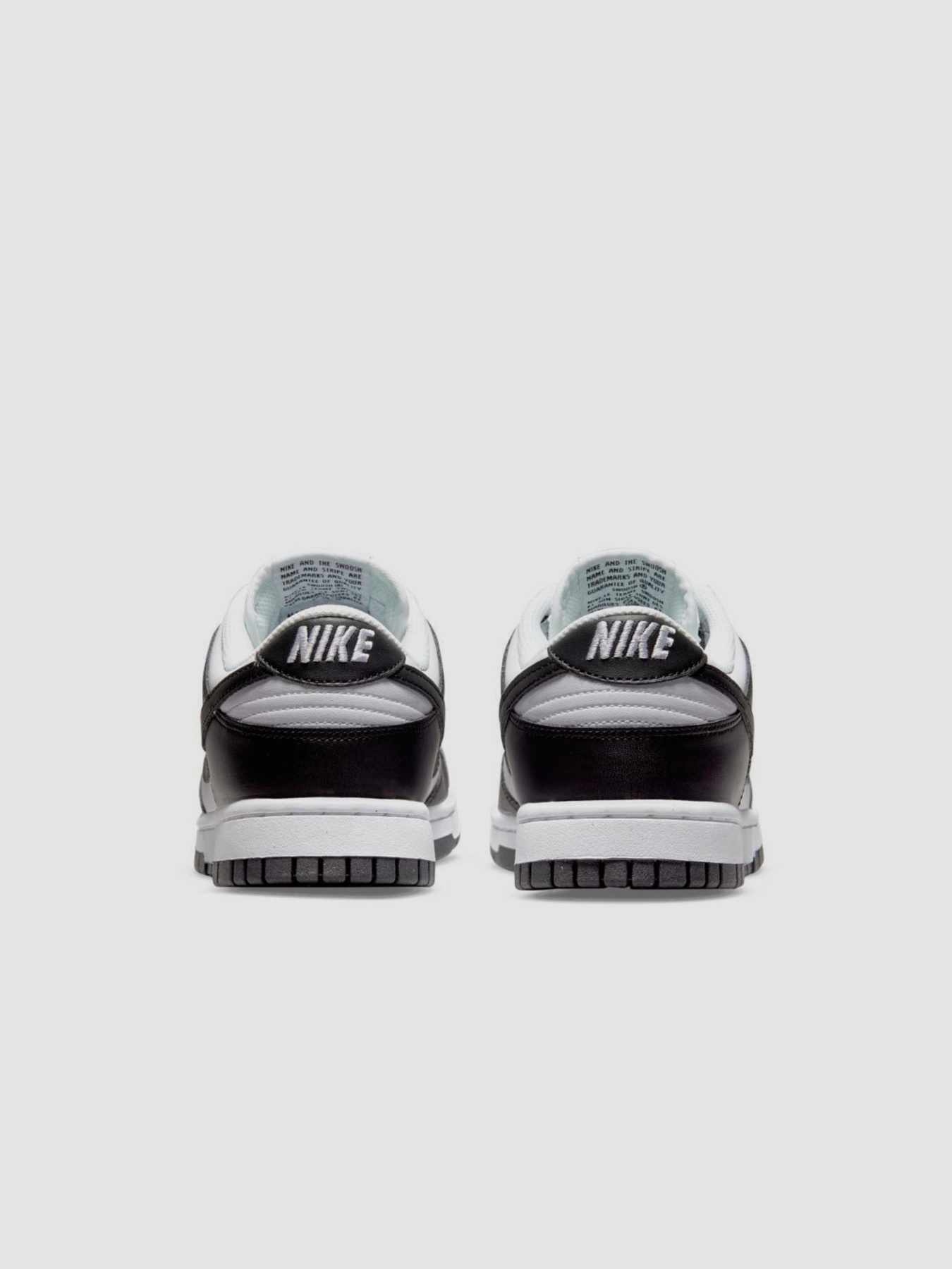 Кросівки NIKE Dunk модель DD1873-102 Кросівки NIKE Dunk модель DD1873-102 Фото