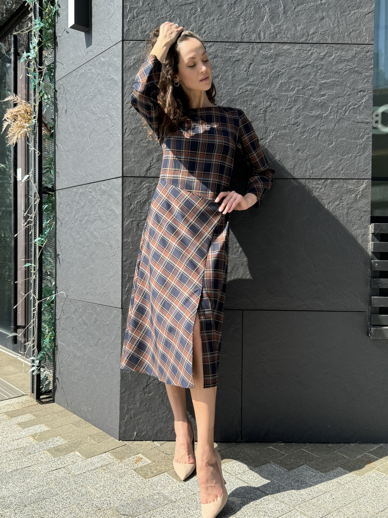 Платье миди CAT ORANGE модель 5798 Фото