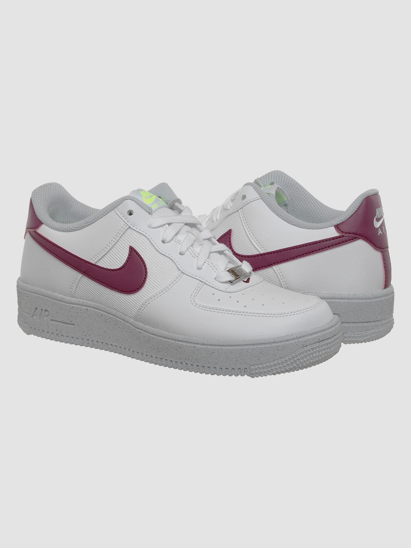 Кроссовки NIKE Air Force 1 модель DH8695-100 Фото