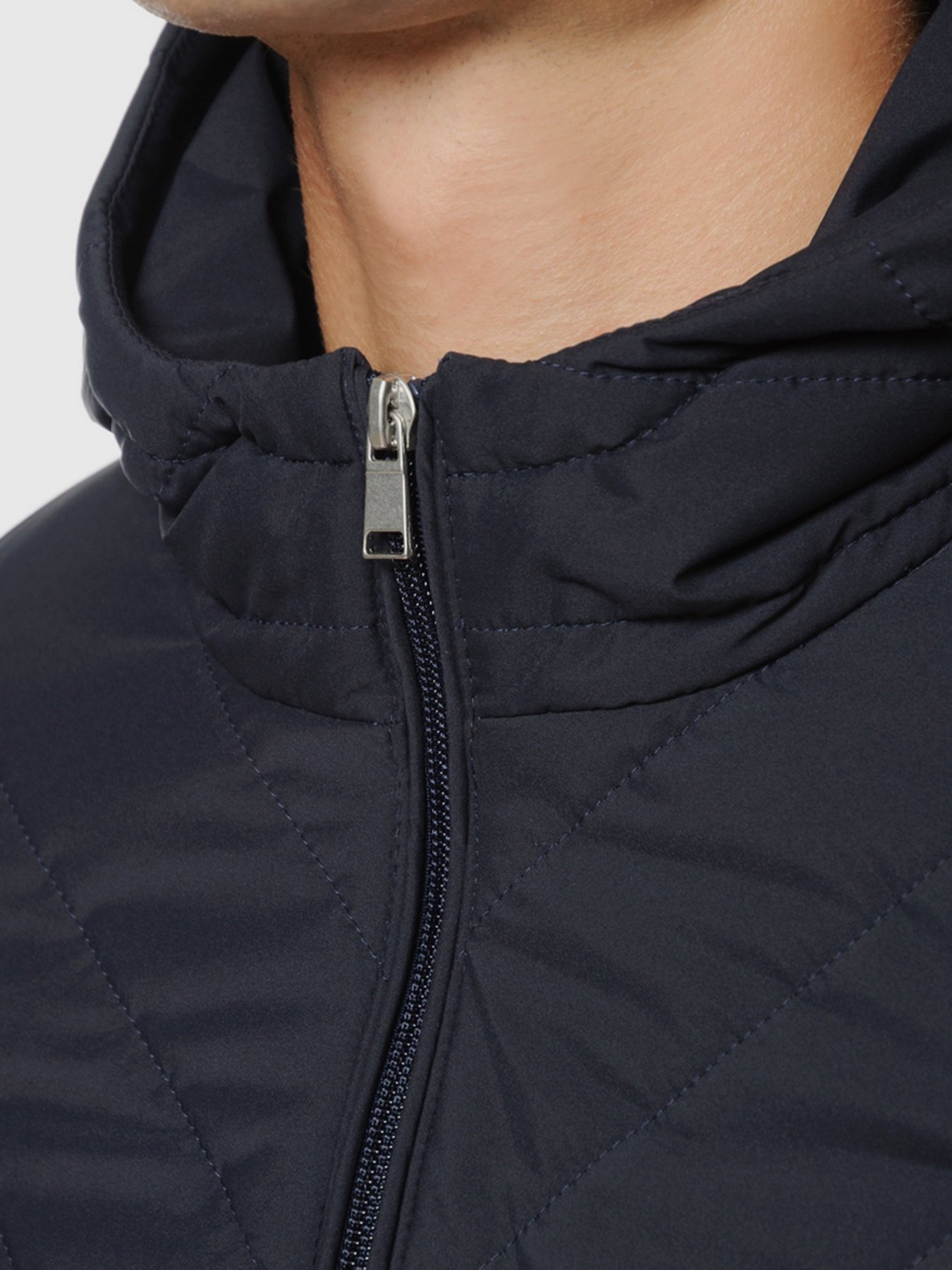 Демісезонна куртка Arber модель AO08.08.30 Фото