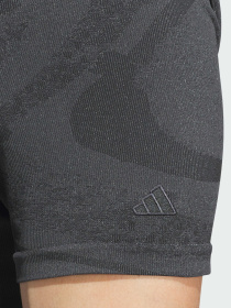 Спортивная футболка Adidas модель IW6698 Спортивная футболка Adidas модель IW6698 Фото