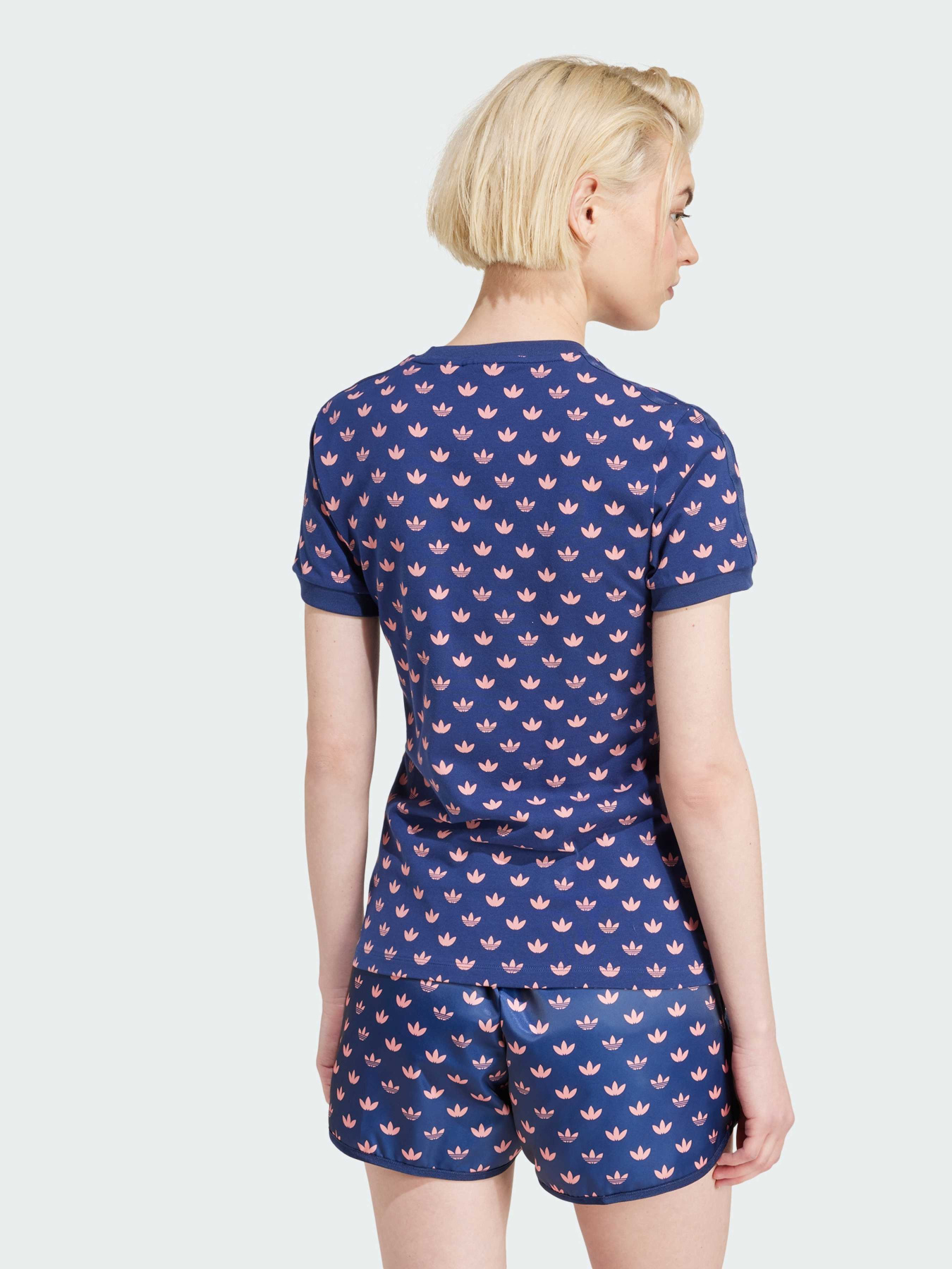 Футболка Adidas Graphics модель IY0320 Фото