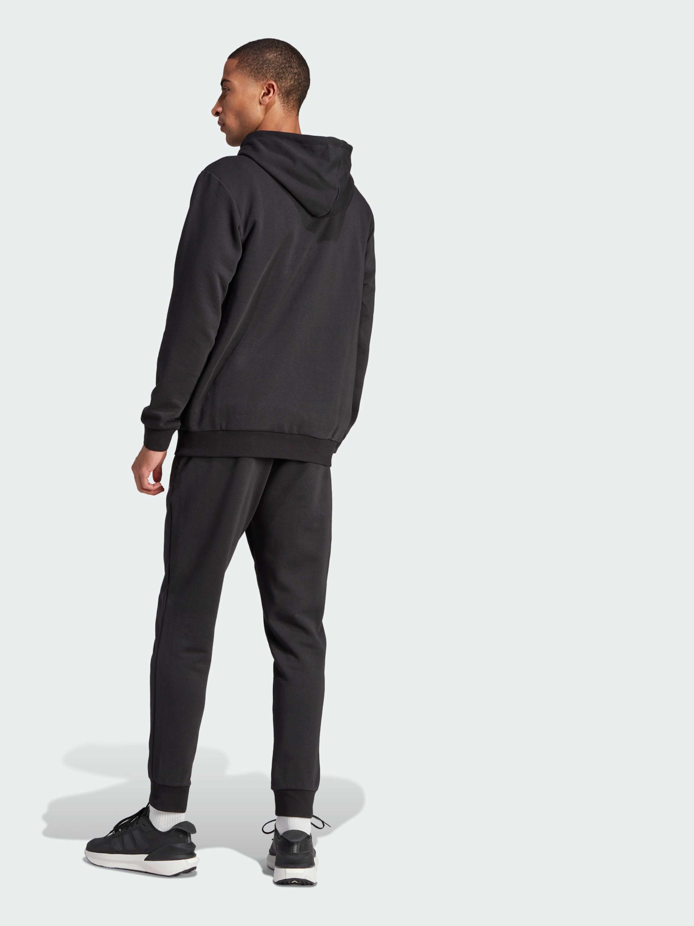 Спортивный костюм Adidas модель IJ8555 Фото