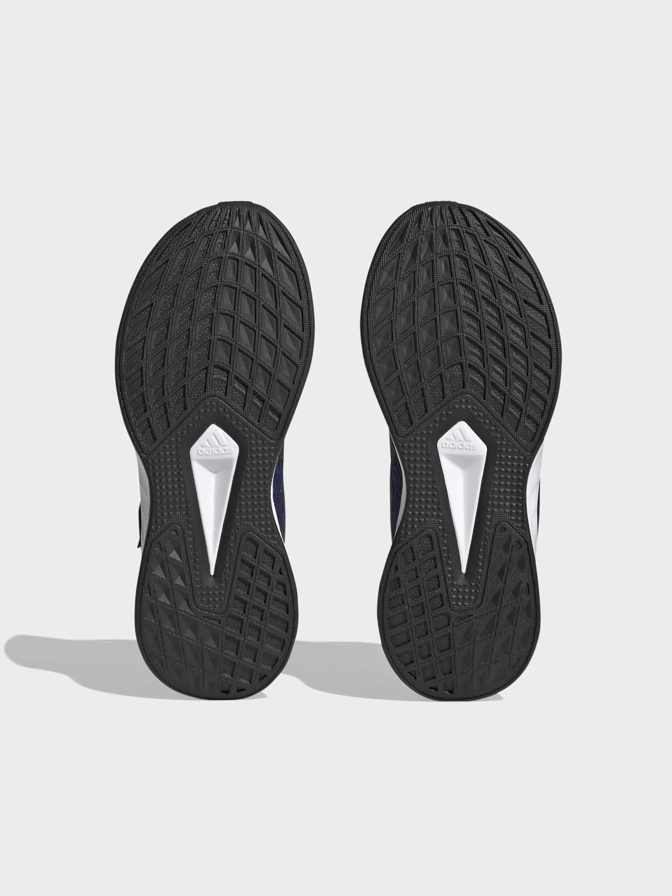 Кросівки Adidas модель HP5818 Фото