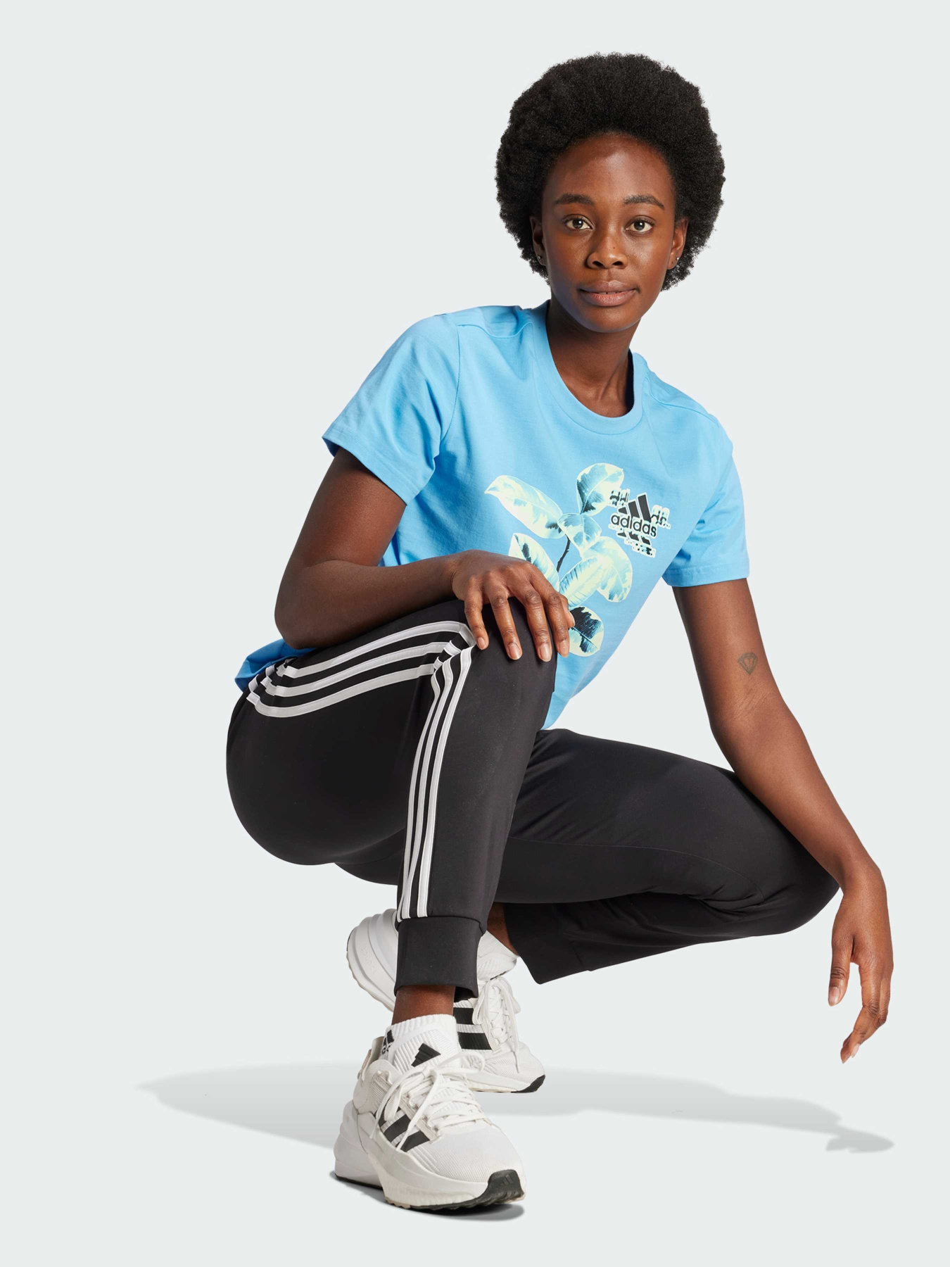 Футболка Adidas модель IS1230 Футболка Adidas модель IS1230 Фото