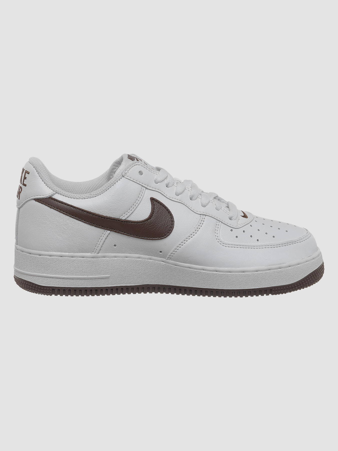 Кросівки NIKE Air Force 1 Low Retro модель DM0576-100 Фото