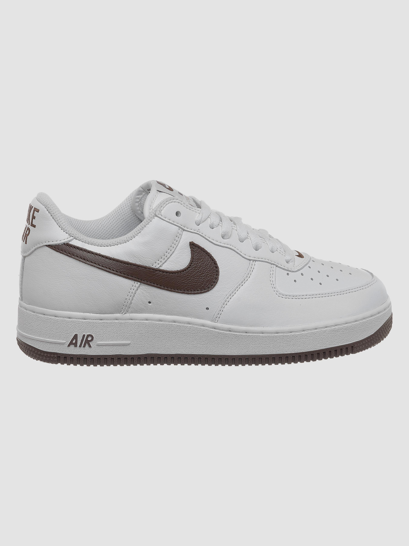 Кросівки повсякденні NIKE Air Force 1 Low Retro модель DM0576-100 Фото