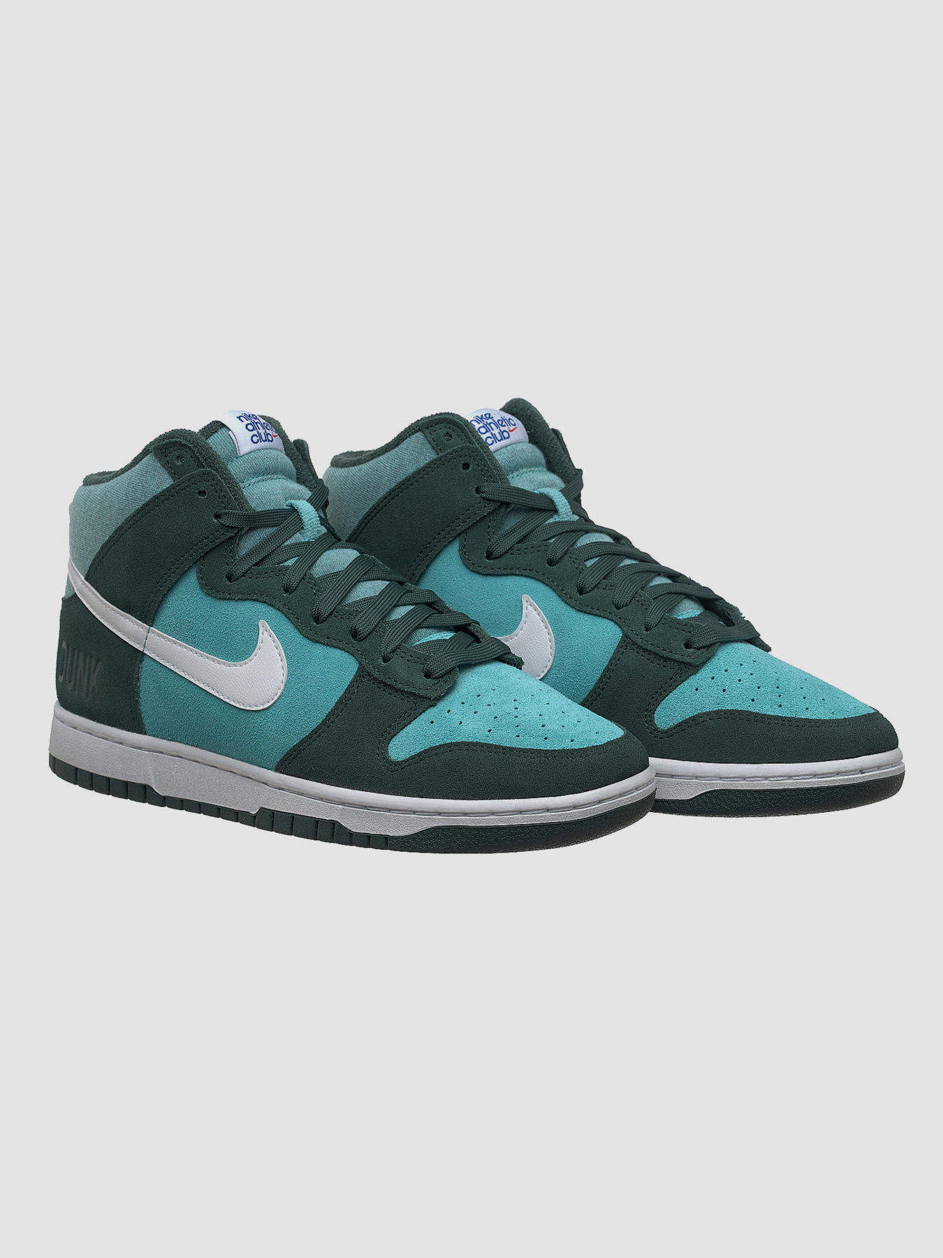 Кроссовки повседневные NIKE Dunk High Retro Se модель DJ6152-300 Кроссовки повседневные NIKE Dunk High Retro Se модель DJ6152-300 Фото