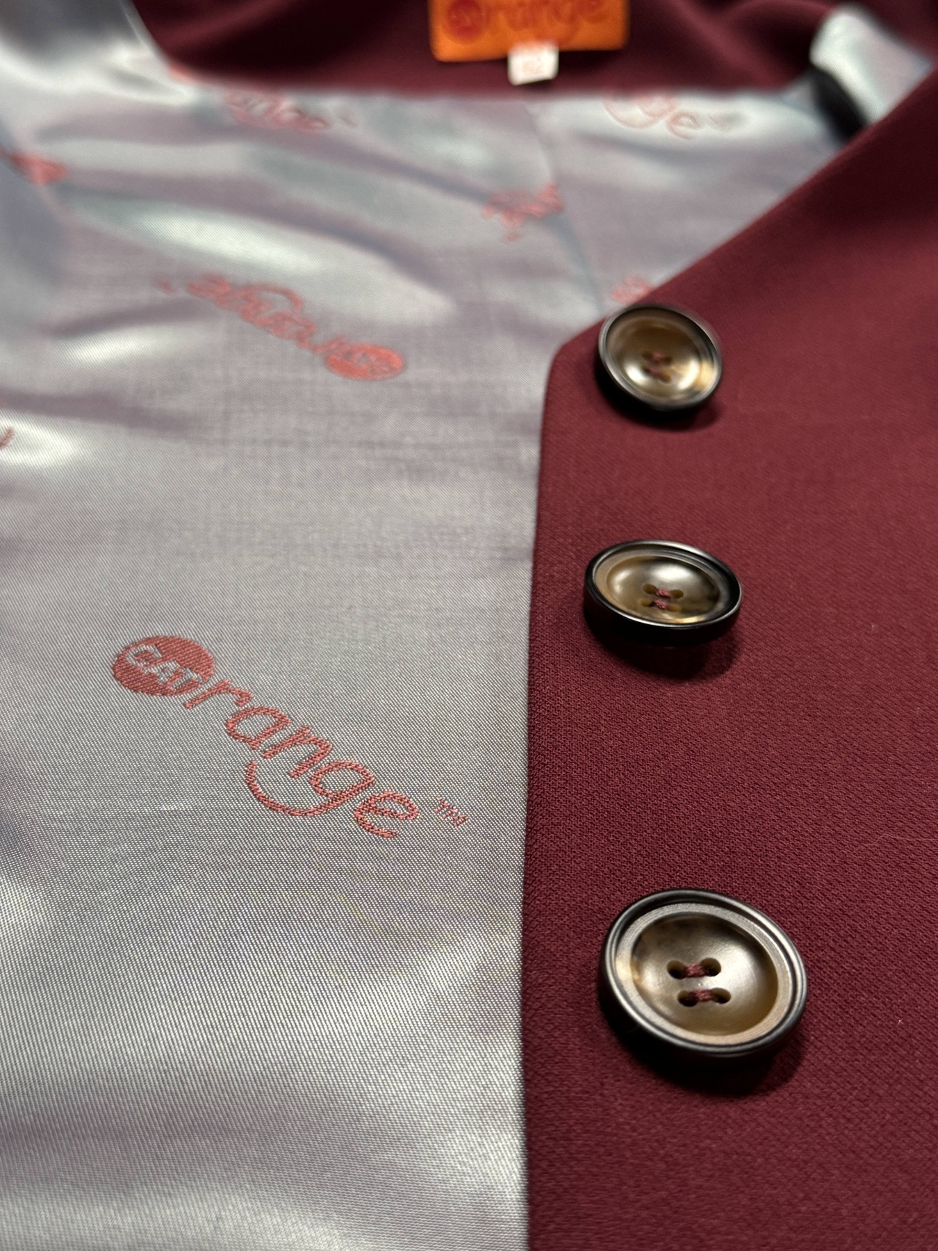 Жилет классический CAT ORANGE модель 3360 Фото