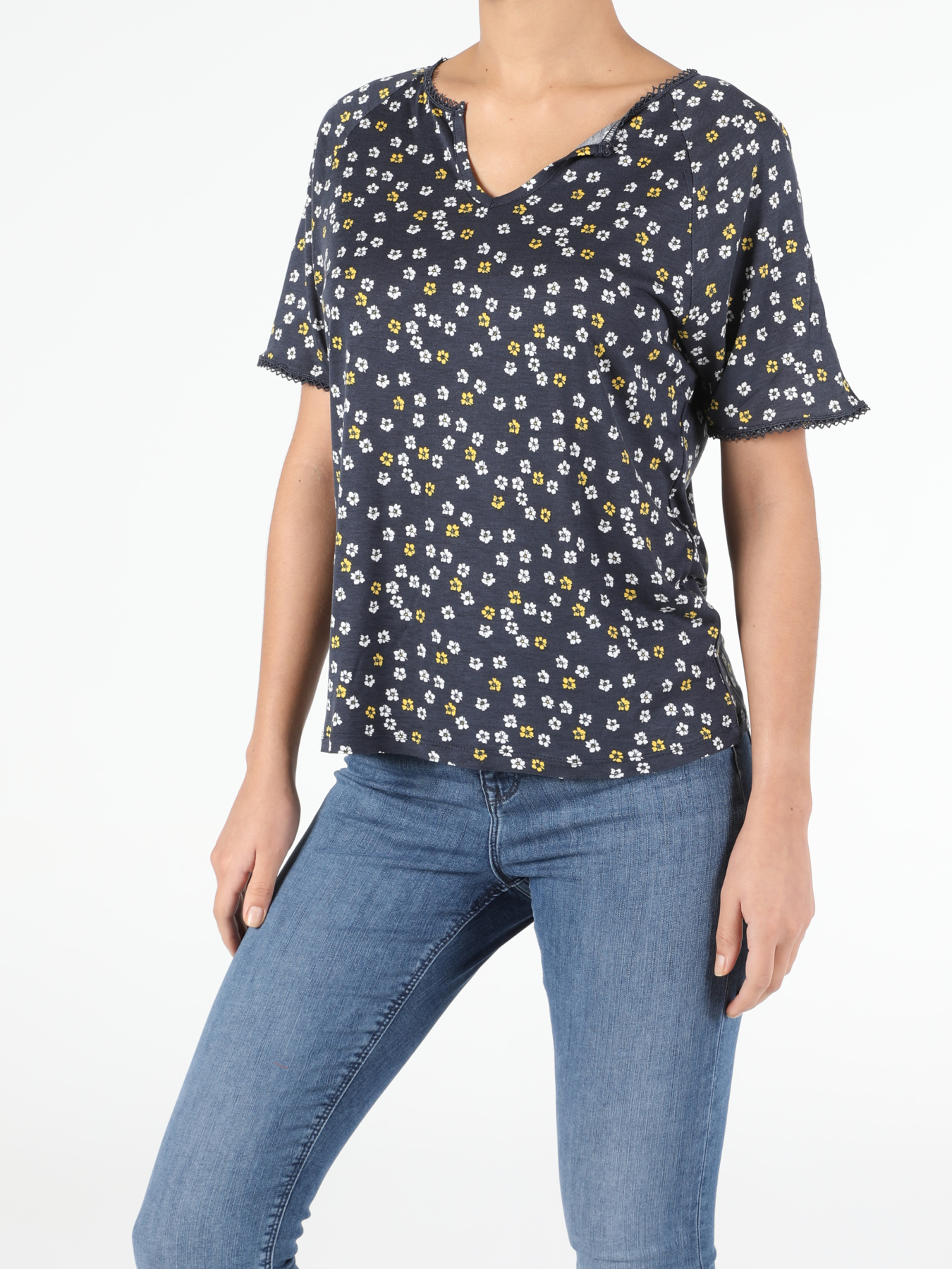 Футболки и поло Colin’s модель CL1049135_Q1.V1_NAV Фото