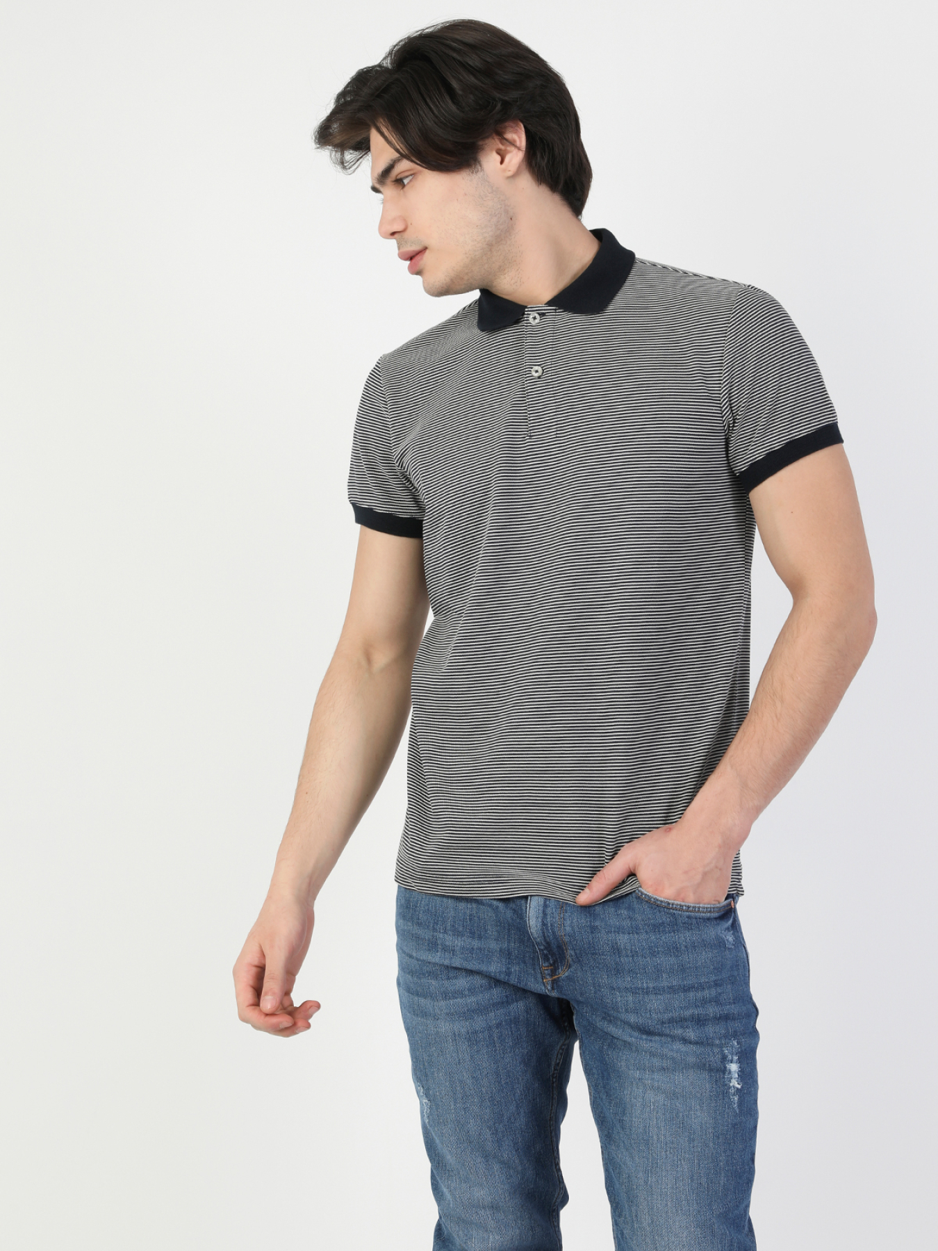 Футболки и поло Colin’s модель CL1049101_Q1.V1_NAV Фото