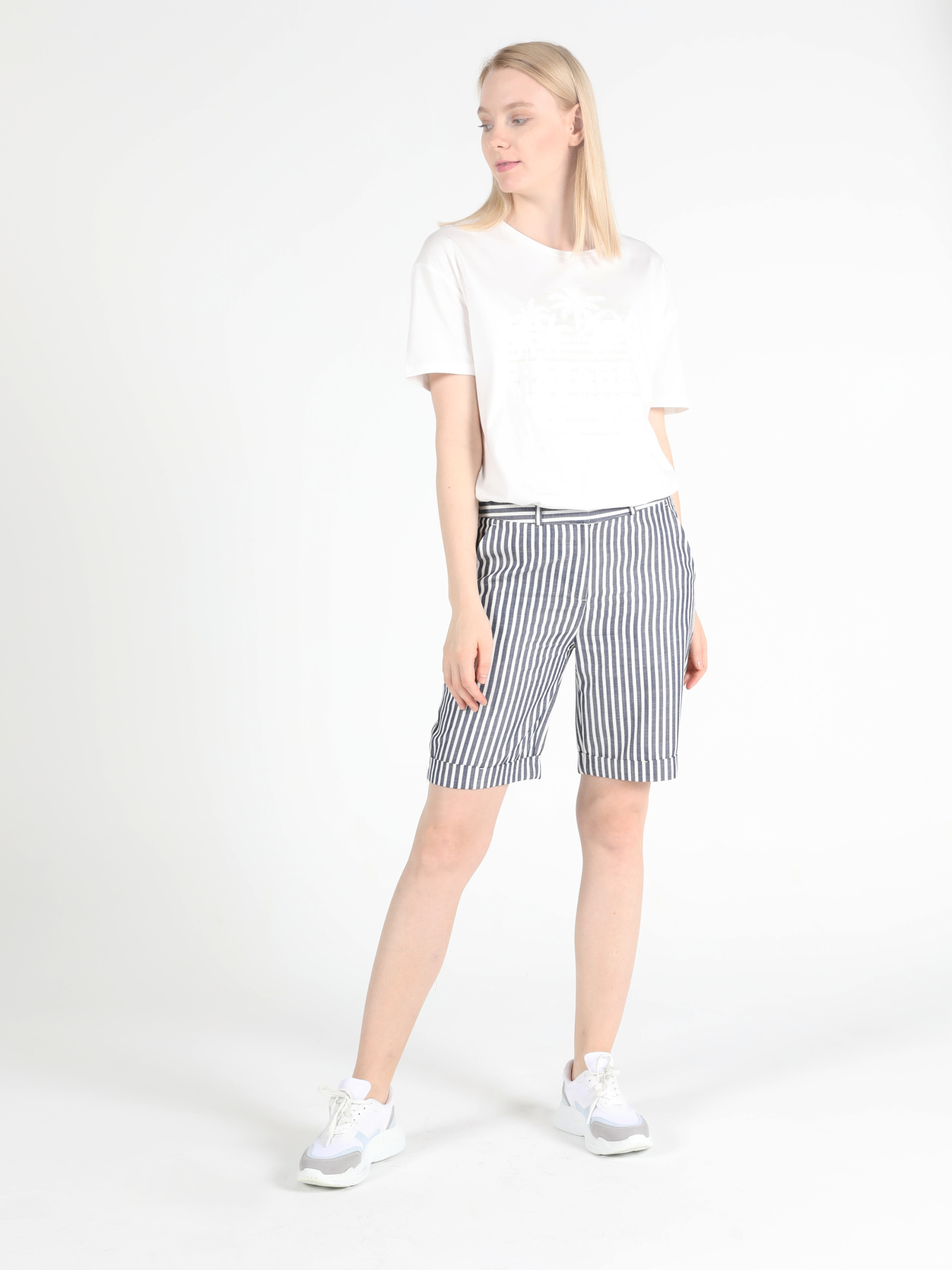 Шорти Colin’s модель CL1049032_Q1.V1_NAV Фото