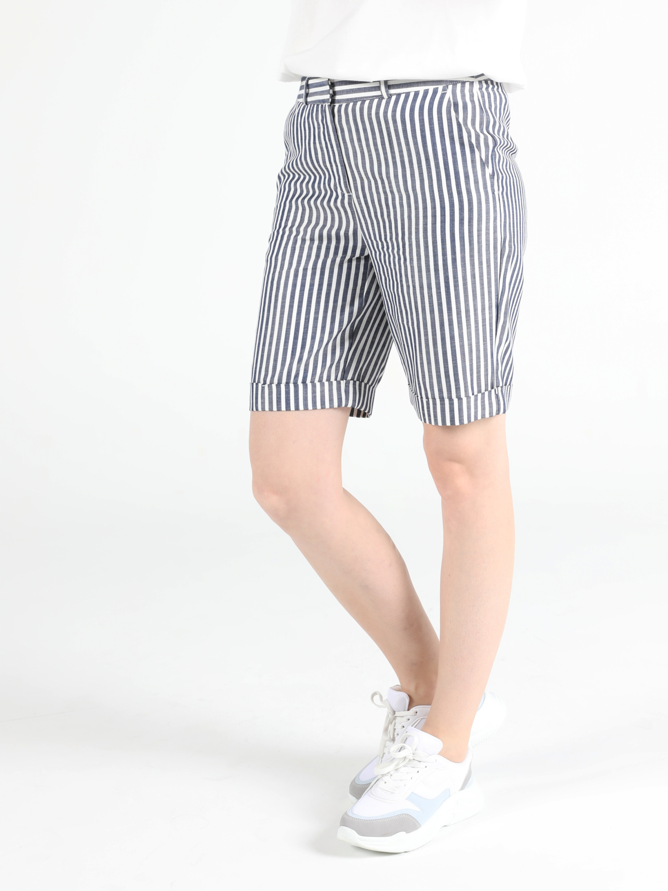 Шорты Colin’s модель CL1049032_Q1.V1_NAV Фото