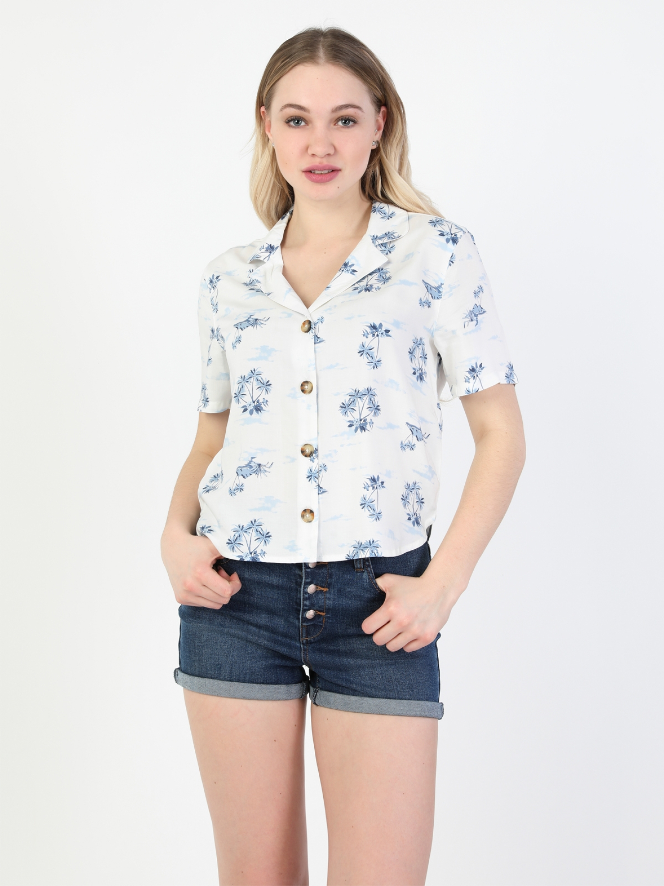 Сорочки Colin’s модель CL1048902_Q1.V1_WHT Фото