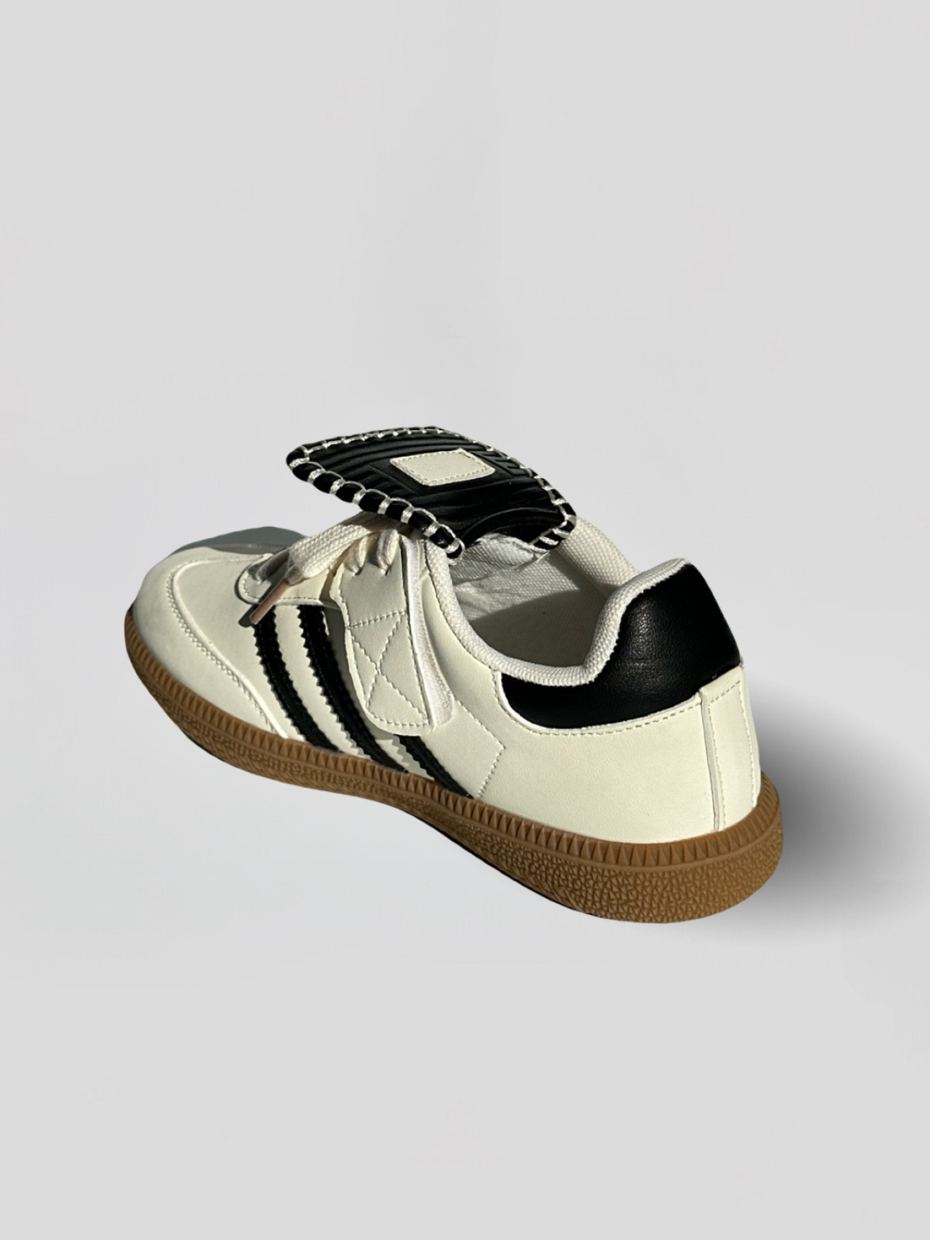 Кросівки EVIE модель Beige - 74 Фото