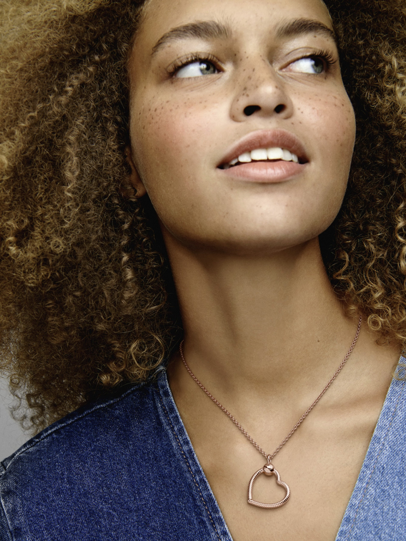 Подвески PANDORA Moments модель 389384C00 Фото