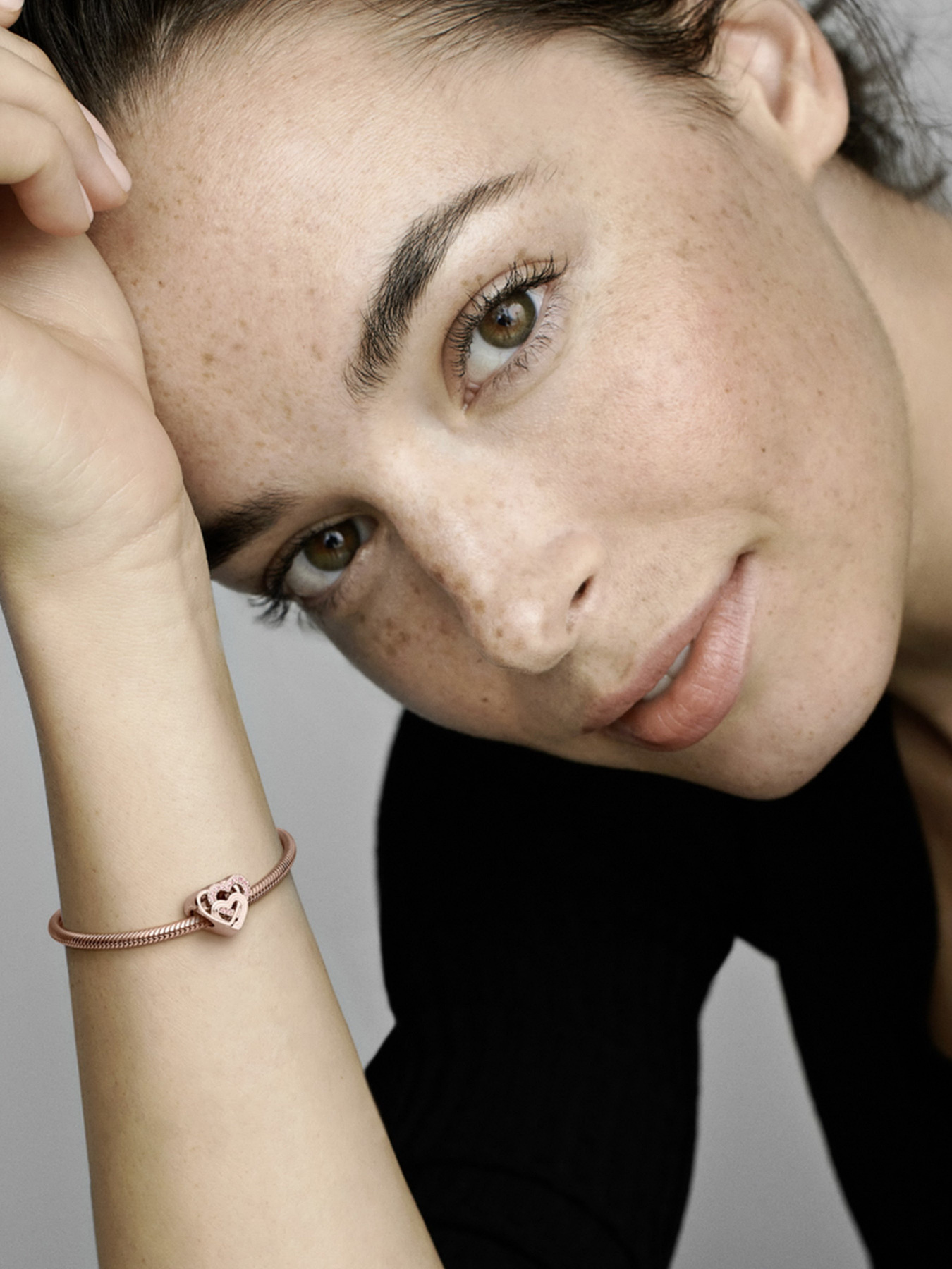 Классические PANDORA Moments модель 789529C01 Фото