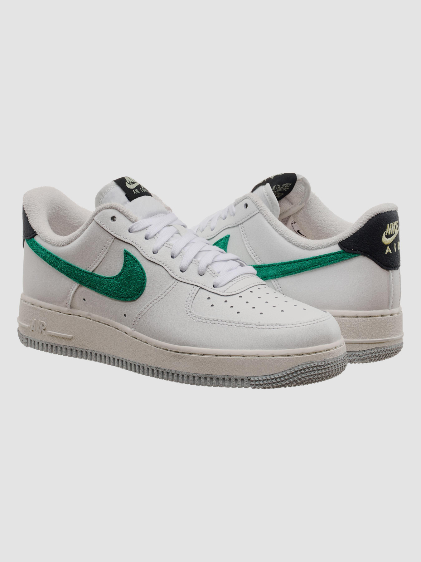 Кросівки NIKE Air Force 1 07 модель DR8593-100 Фото