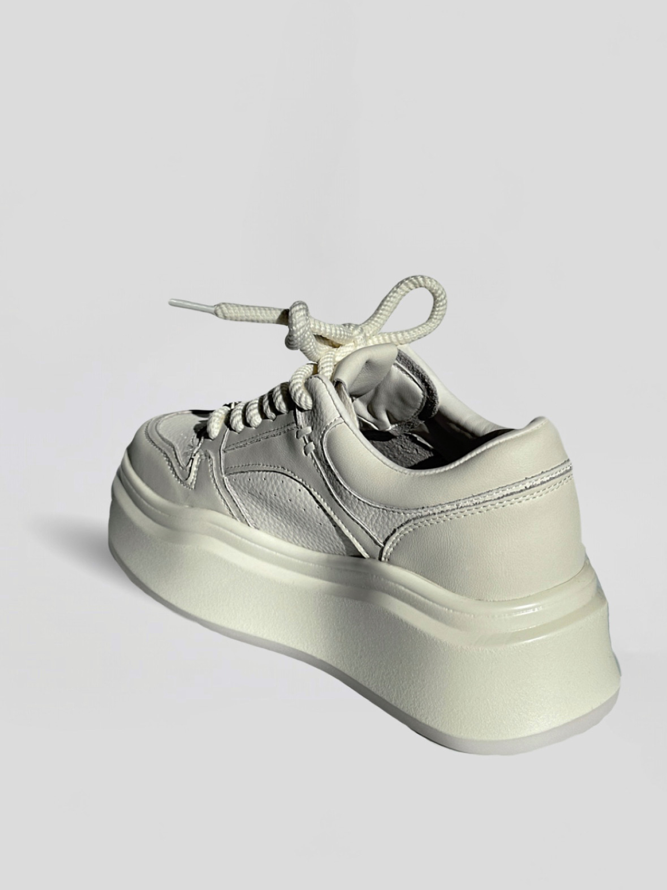 Кроссовки EVIE модель Milk - 5702 Фото