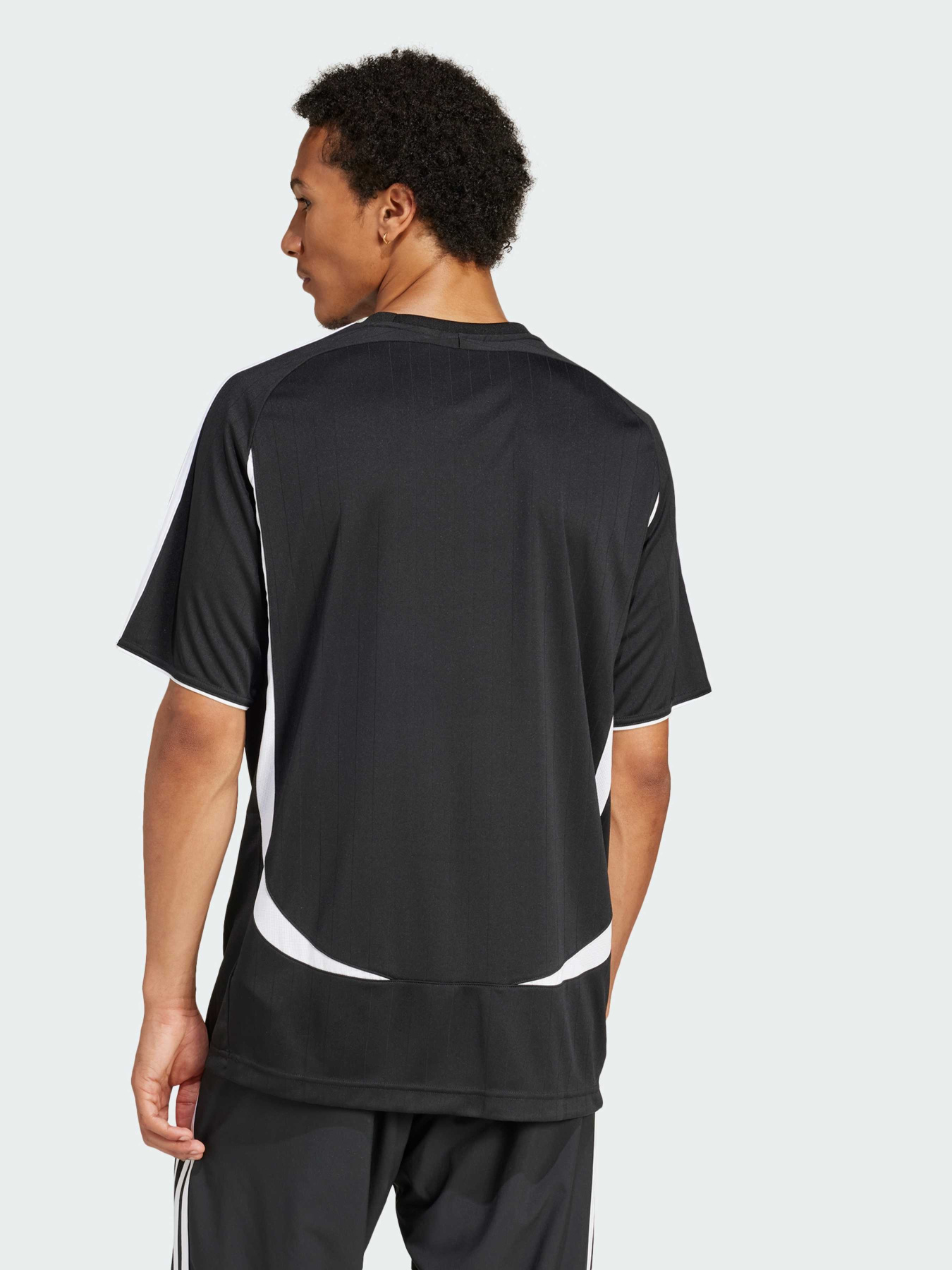 Футболка Adidas Adicolor модель JC6229 Фото