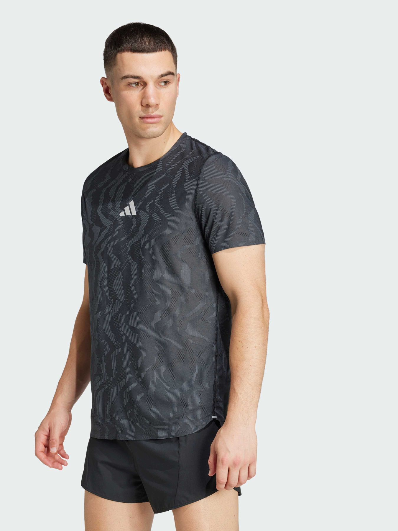 Футболка спортивная Adidas модель JC7338 Футболка спортивная Adidas модель JC7338 Фото