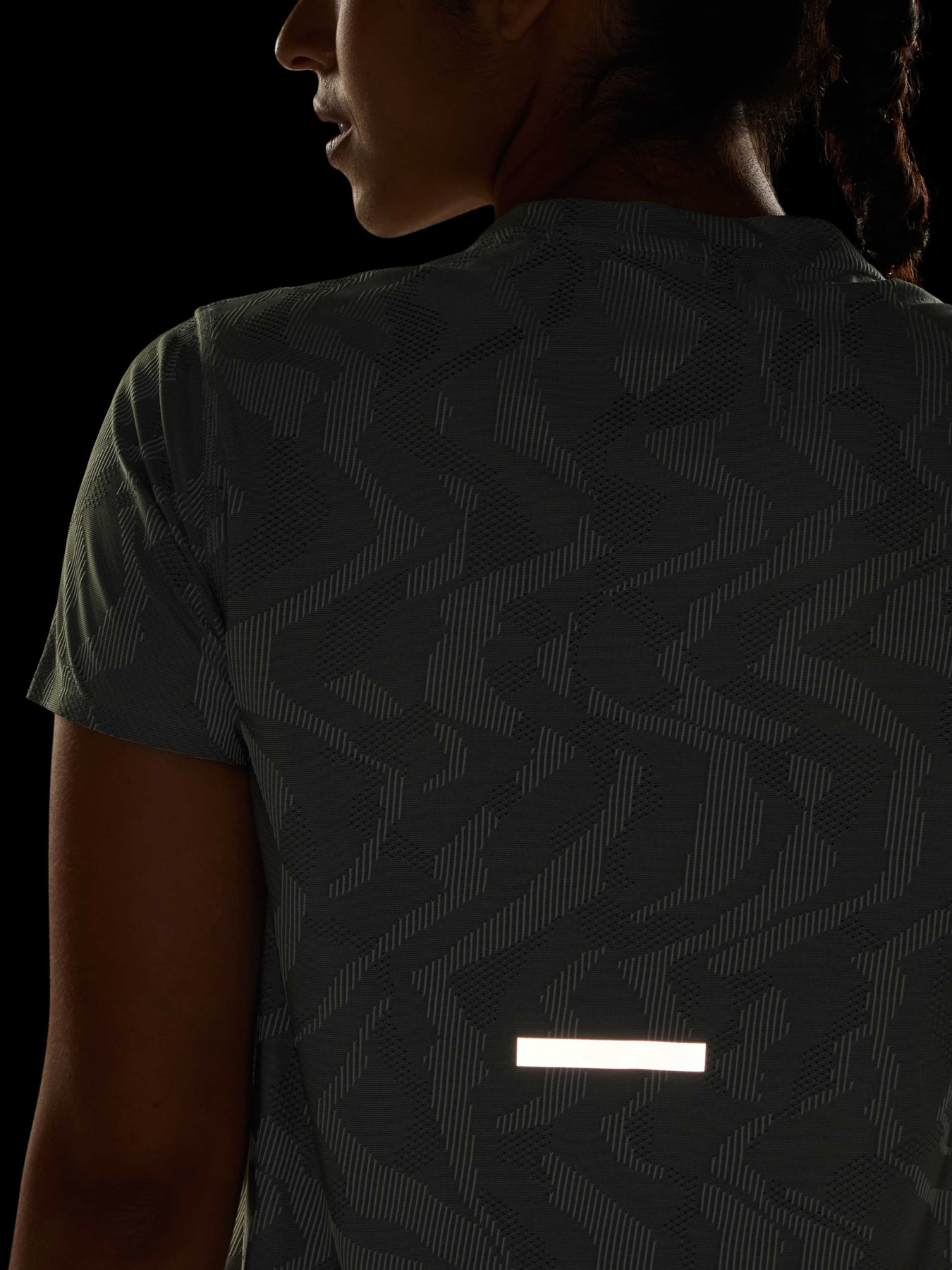 Футболка спортивна Adidas модель JD7789 Фото