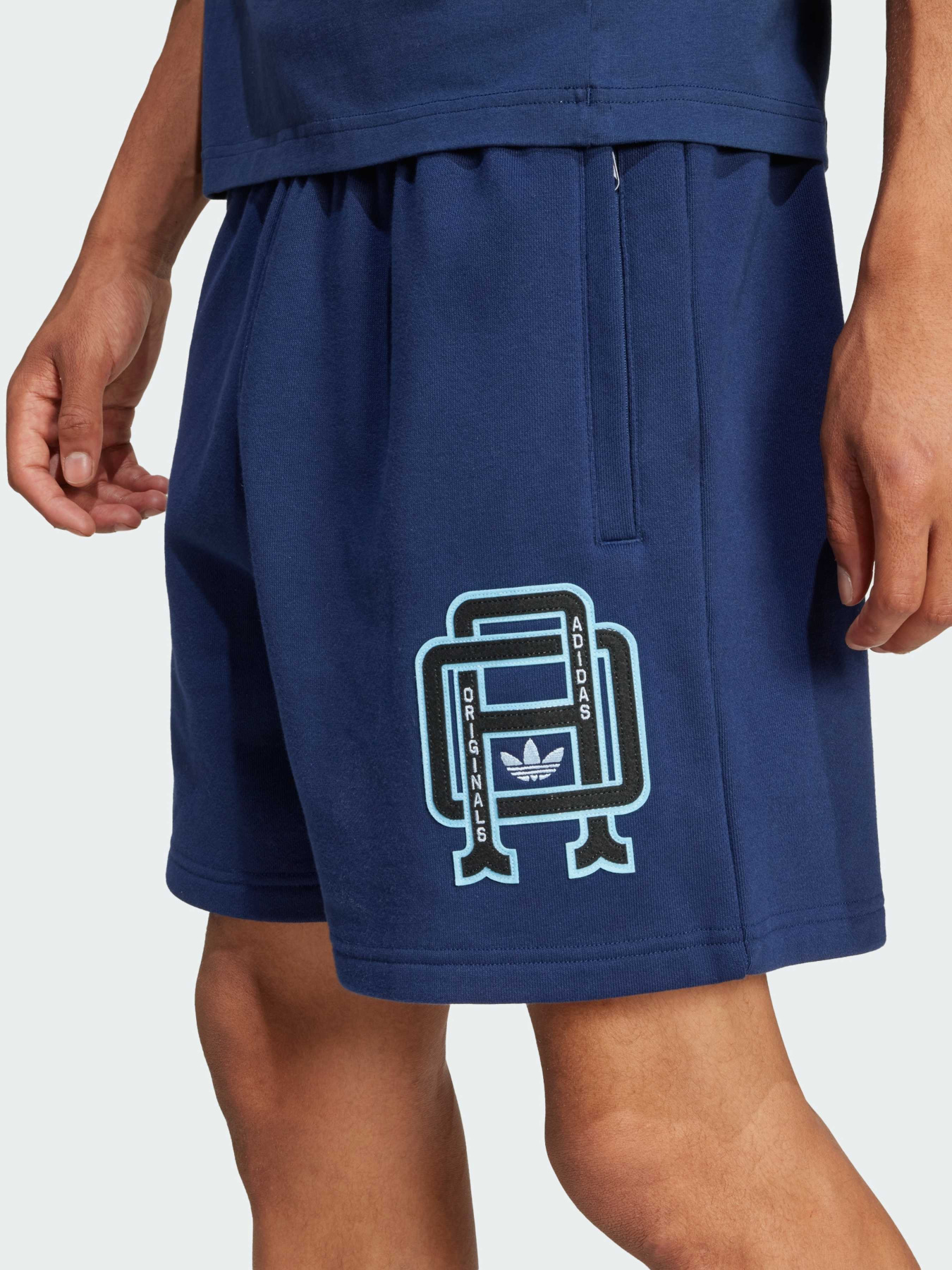 Повсякденні шорти Adidas Graphics модель JD3336 Фото