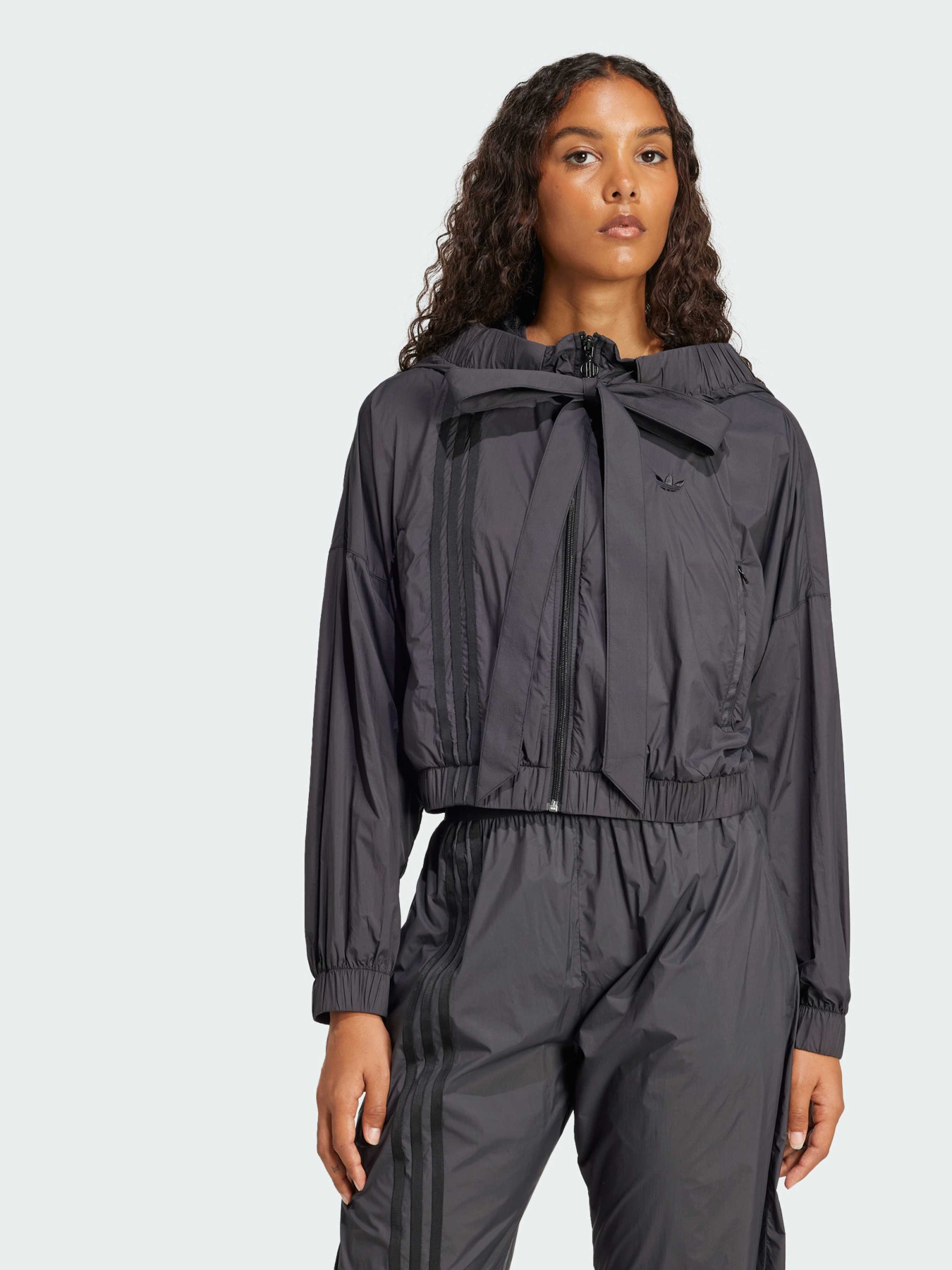 Вітровка Adidas модель JJ0905 Фото