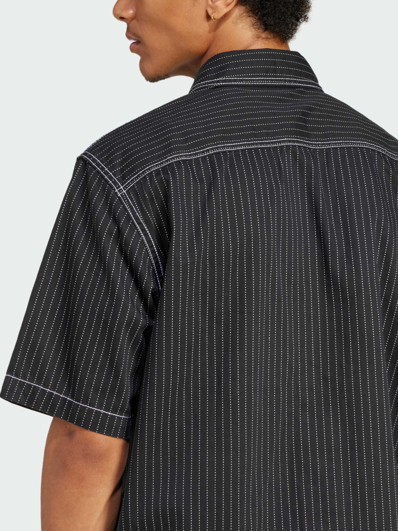 Футболка Adidas Graphics модель JP4481 Фото