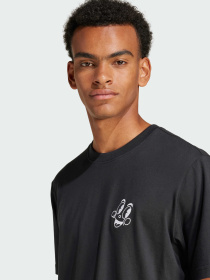 Футболка Adidas Graphics модель JN7032 Футболка Adidas Graphics модель JN7032 Фото