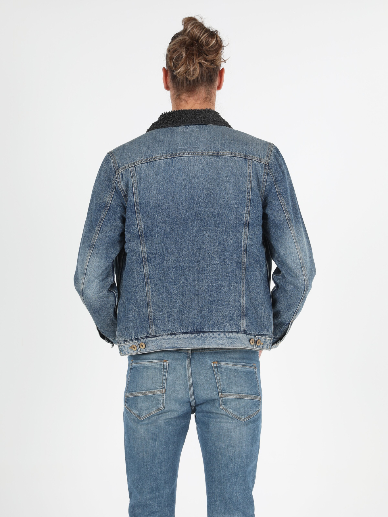 Куртки и дубленки Colin’s модель CL1051278_Q1.V1_DN40660 Фото