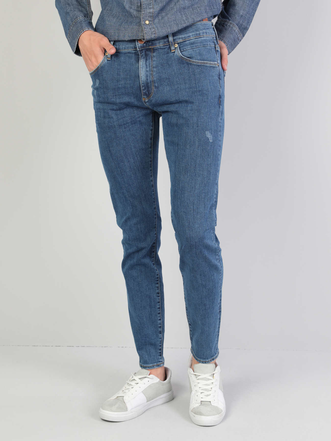 Джинсы Colin’s модель CL1045897_Q1.V1_DN40538 Фото