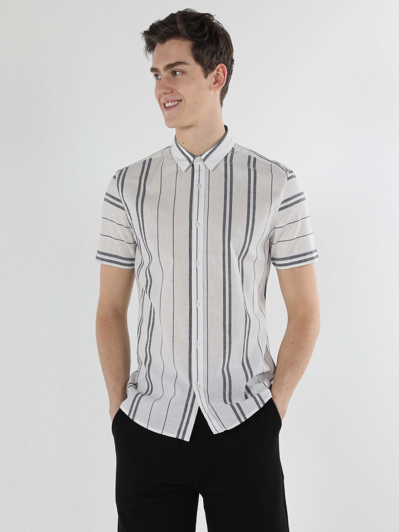 Сорочки Colin’s модель CL1056707_Q1.V1_WHT Фото