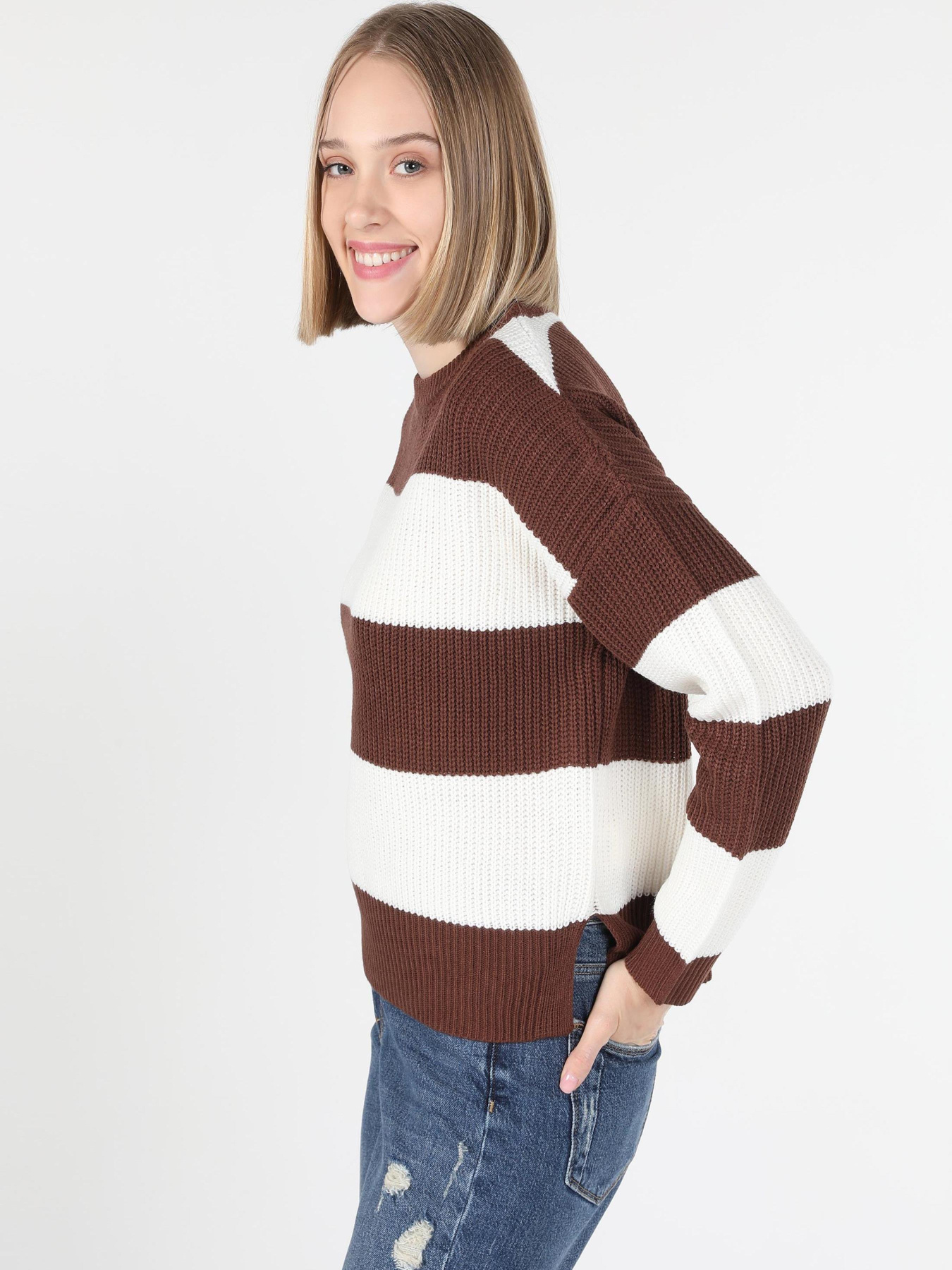 Кофты и свитера Colin’s модель CL1060295_Q1.V1_BRW Фото