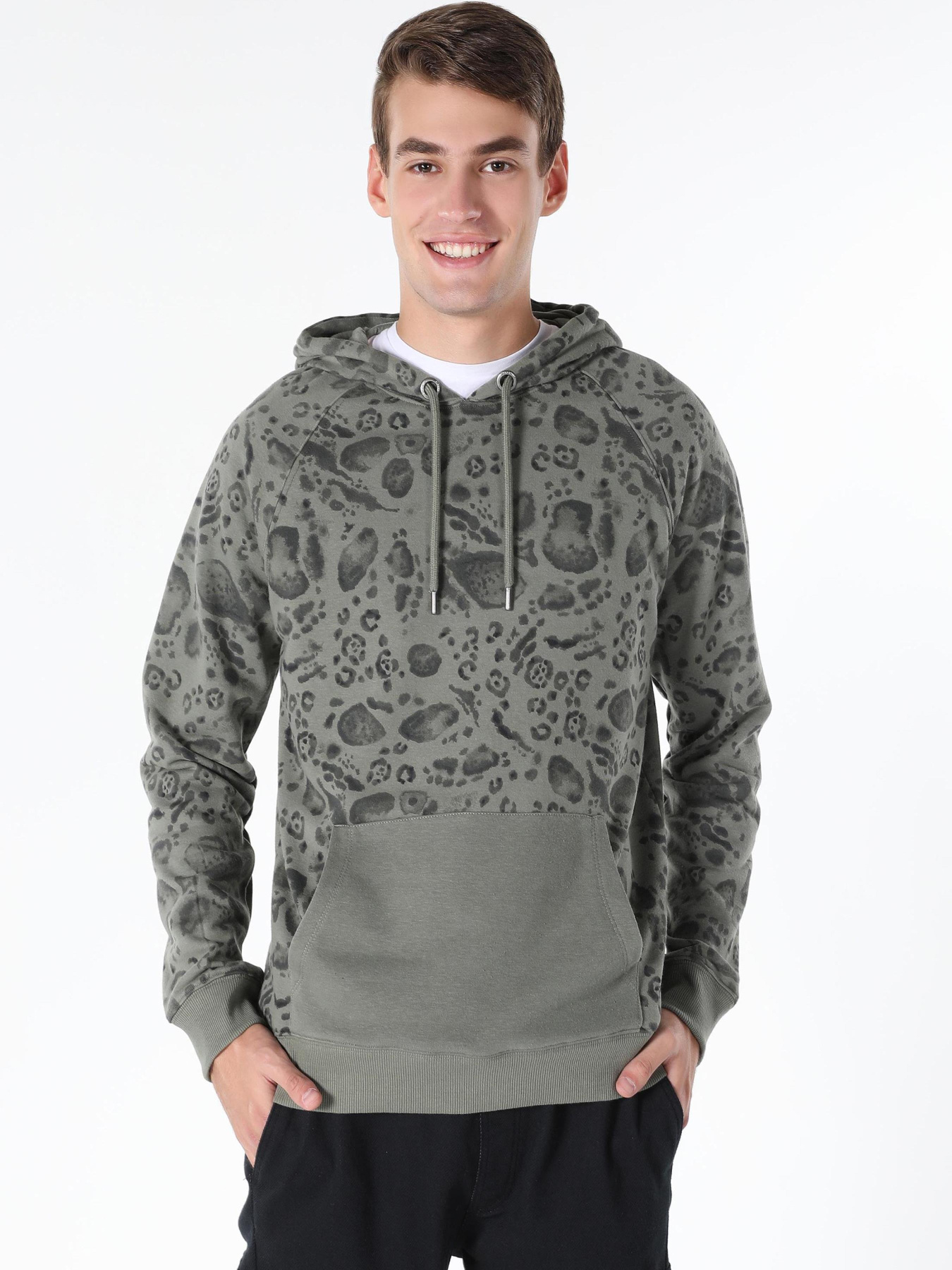 Кофты и свитера Colin’s модель CL1060901_Q1.V1_KHA Фото