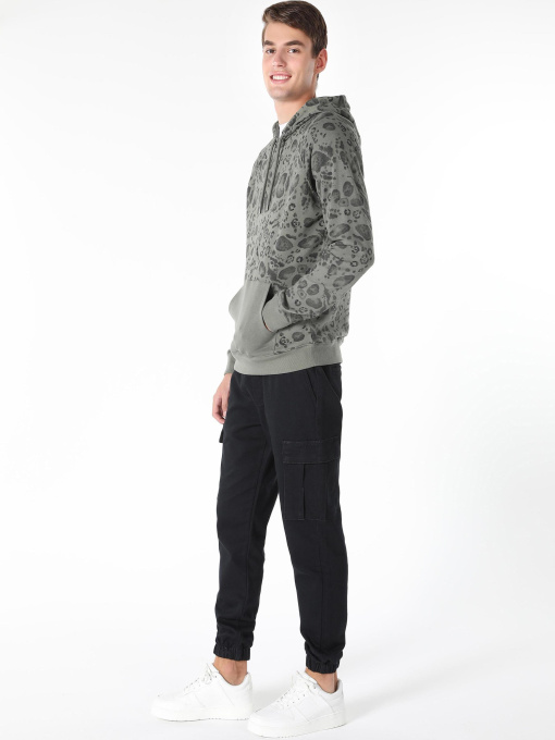 Кофти та светри Colin’s модель CL1060901_Q1.V1_KHA Фото