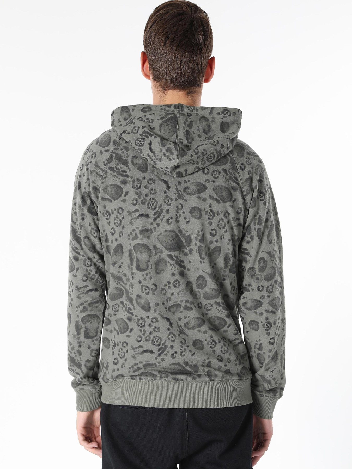 Худі та світшоти Colin’s модель CL1060901_Q1.V1_KHA Фото