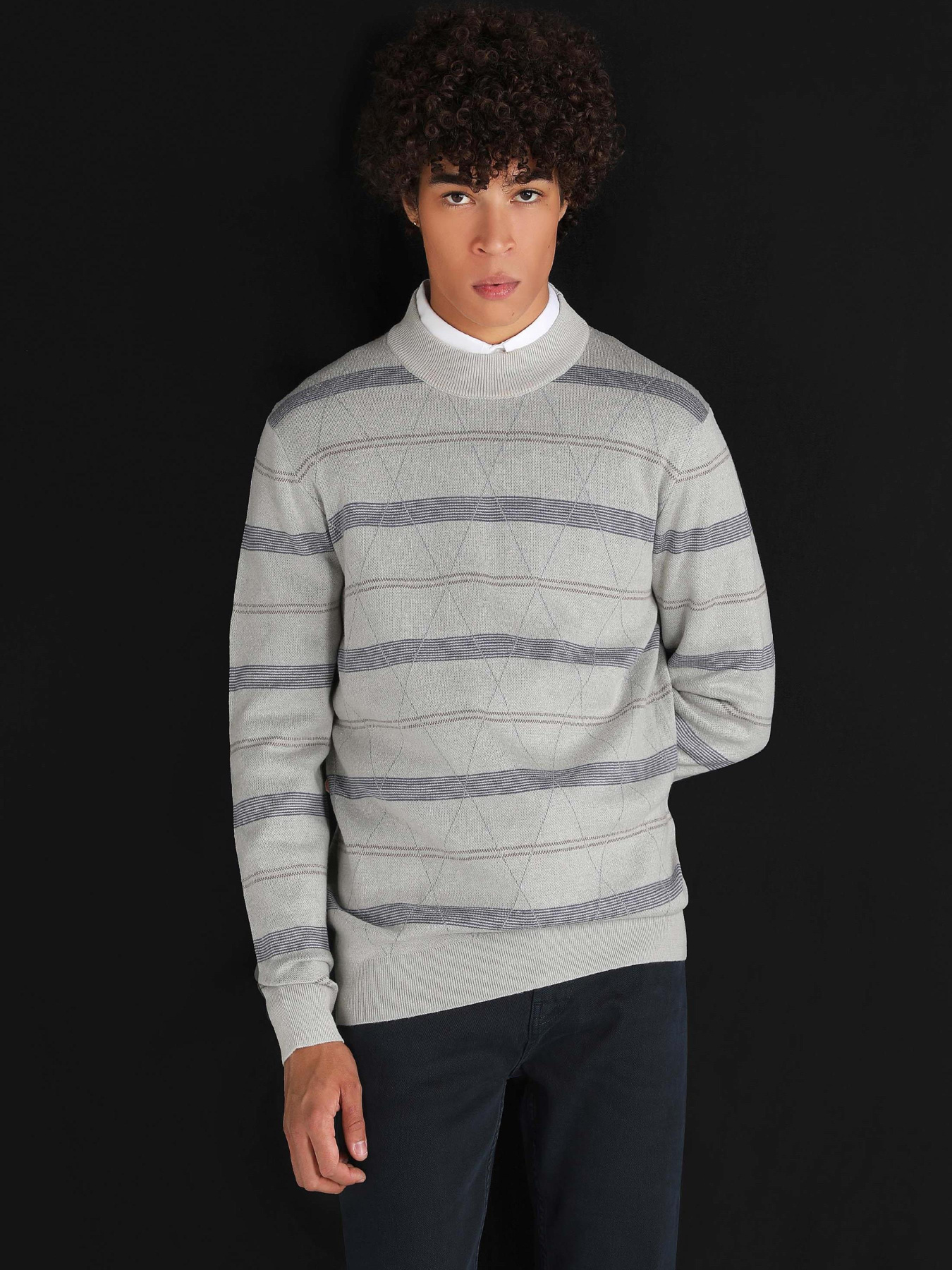 Худи и свитшоты Colin’s модель CL1060094_Q1.V1_LGM Фото