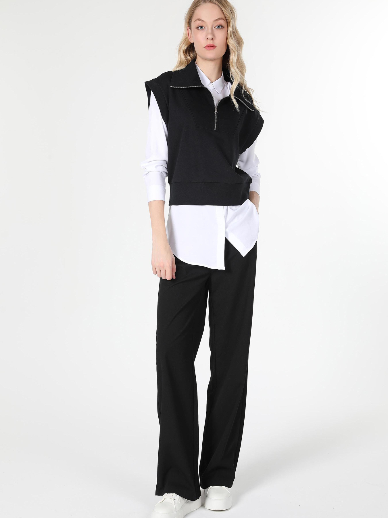 Худи и свитшоты Colin’s модель CL1059789_Q1.V1_BLK Фото