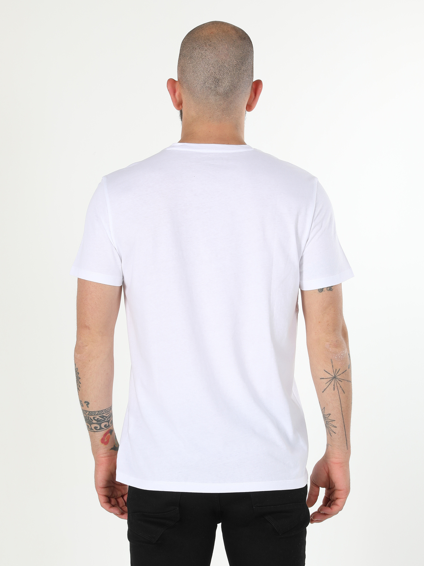 Футболки и поло Colin’s модель CL1059892_Q1.V1_WHT Фото