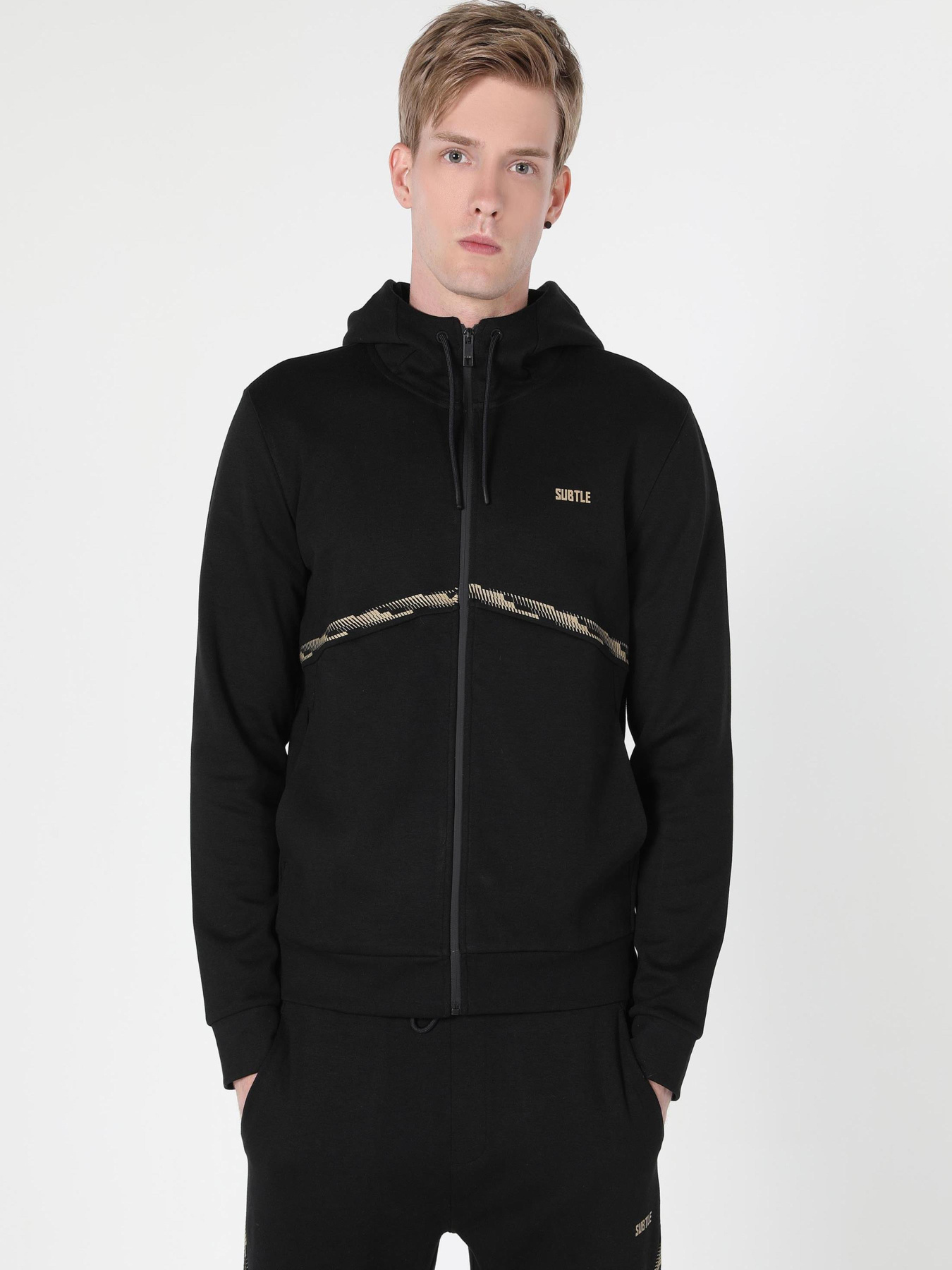 Кофты и свитера Colin’s модель CL1059662_Q1.V1_BLK Фото